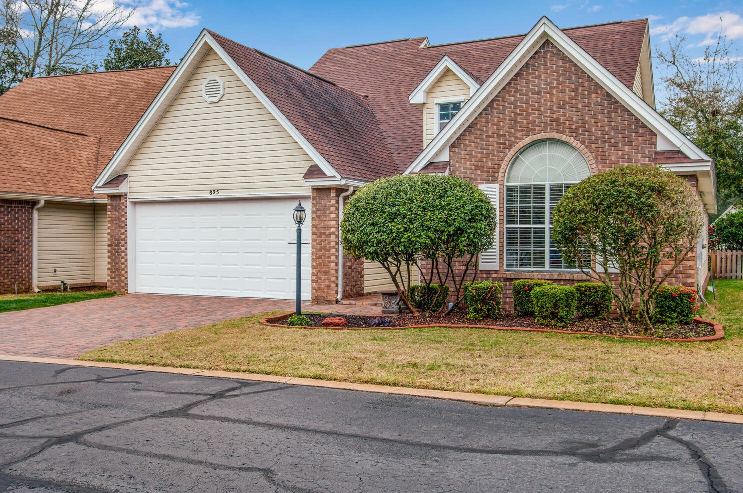825 Fairway Lakes Dr, Niceville, FL 32578