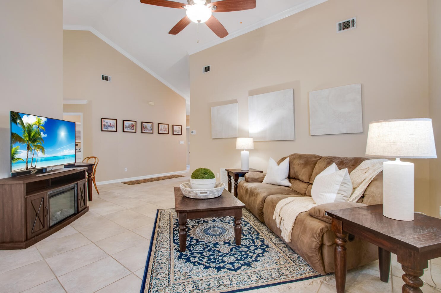 825 Fairway Lakes Dr, Niceville FL  32578-3843 exterior