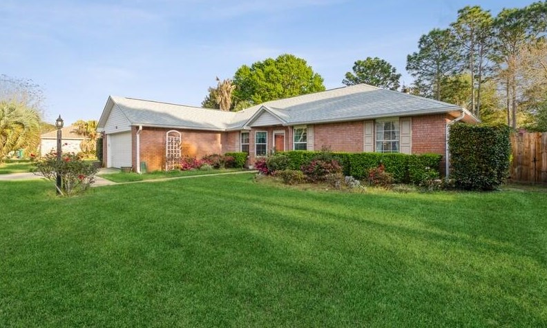 4406 Southminster Cir, Niceville, FL 32578-3940