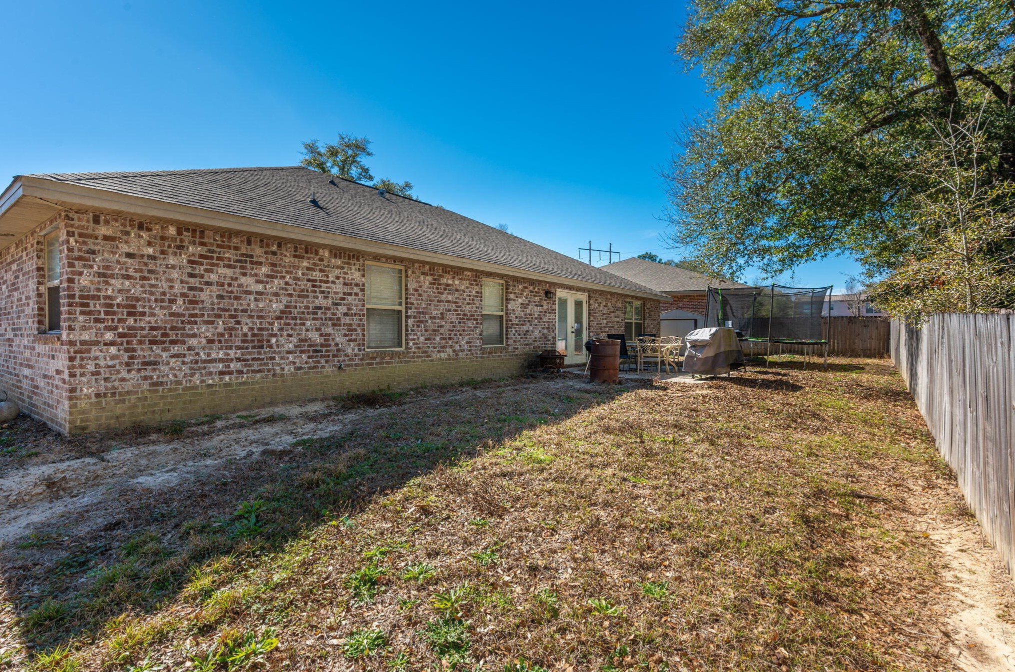 210 Eleases Xing, Crestview FL  32539-6963 exterior