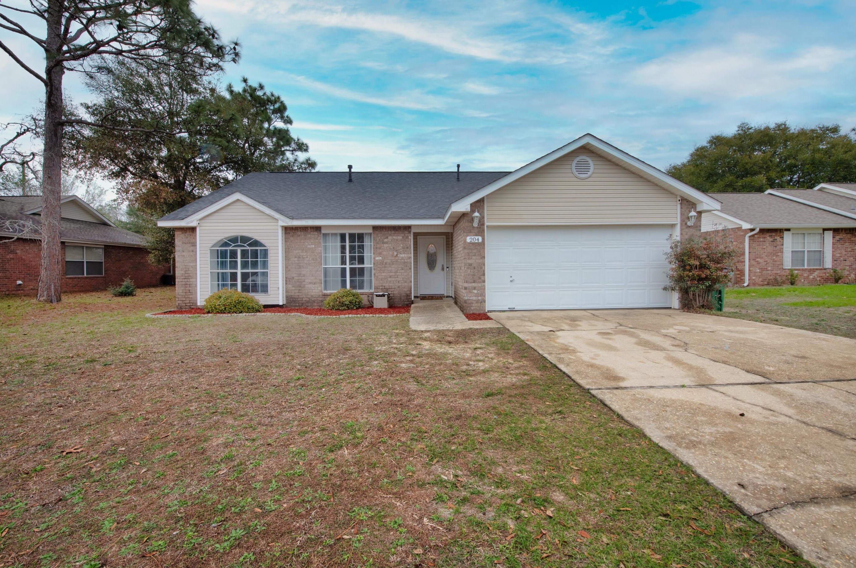 204 Secretariat Dr, Crestview, FL 32539-6093