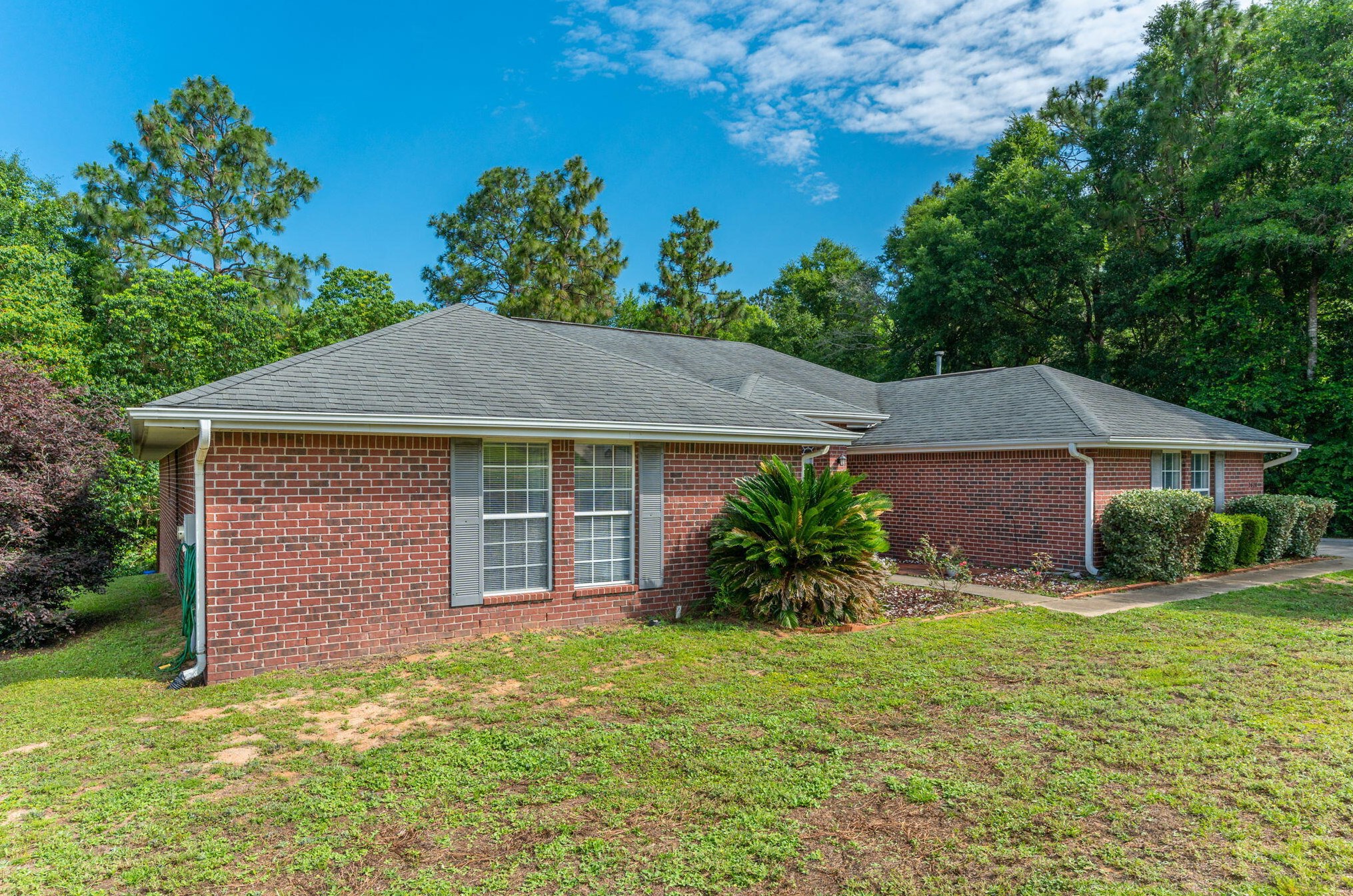 2620 Paddock Cir, Crestview FL  32536-4360 exterior