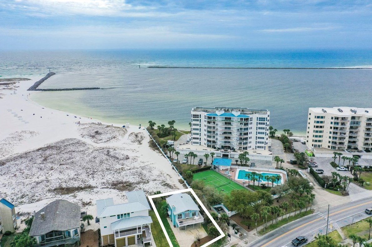 320 Gulf Shore Dr, Destin FL  32541-3090 exterior