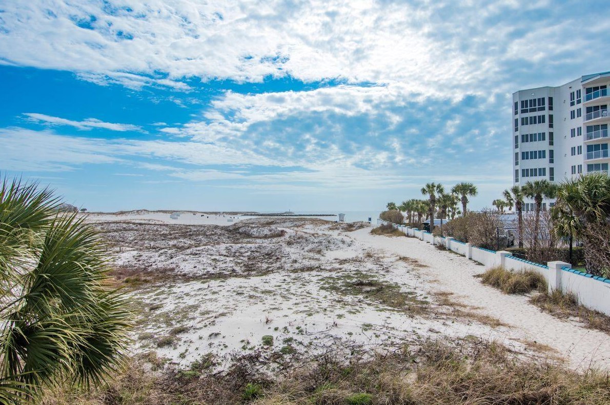 320 Gulf Shore Dr, Destin FL  32541-3090 exterior