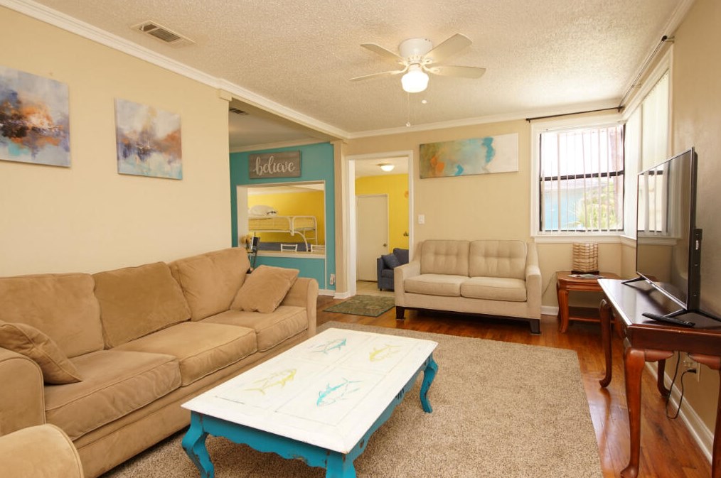 226 Beachview Dr, Fort Walton Beach, FL 32547-2835