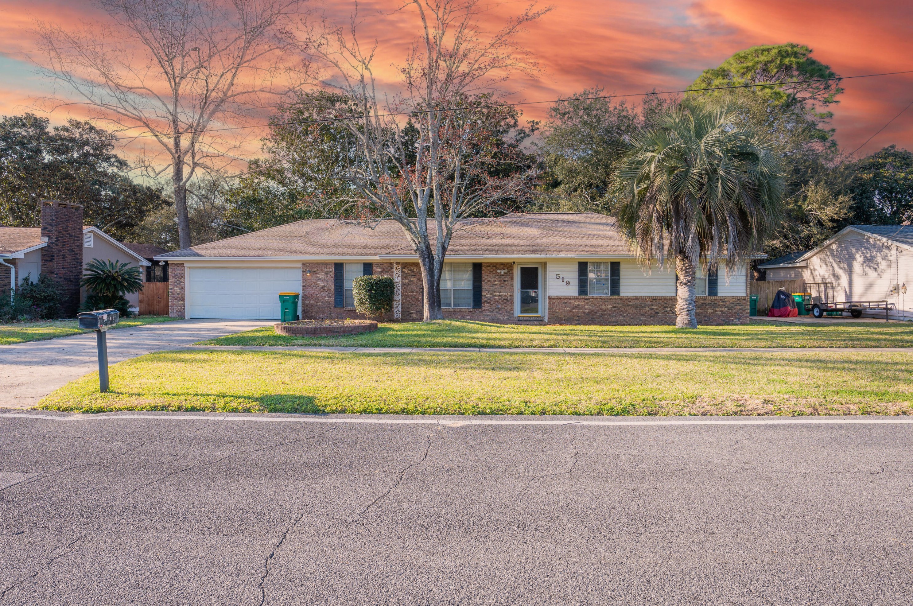 519 Driftwood Ln, Destin, FL 32541-1721