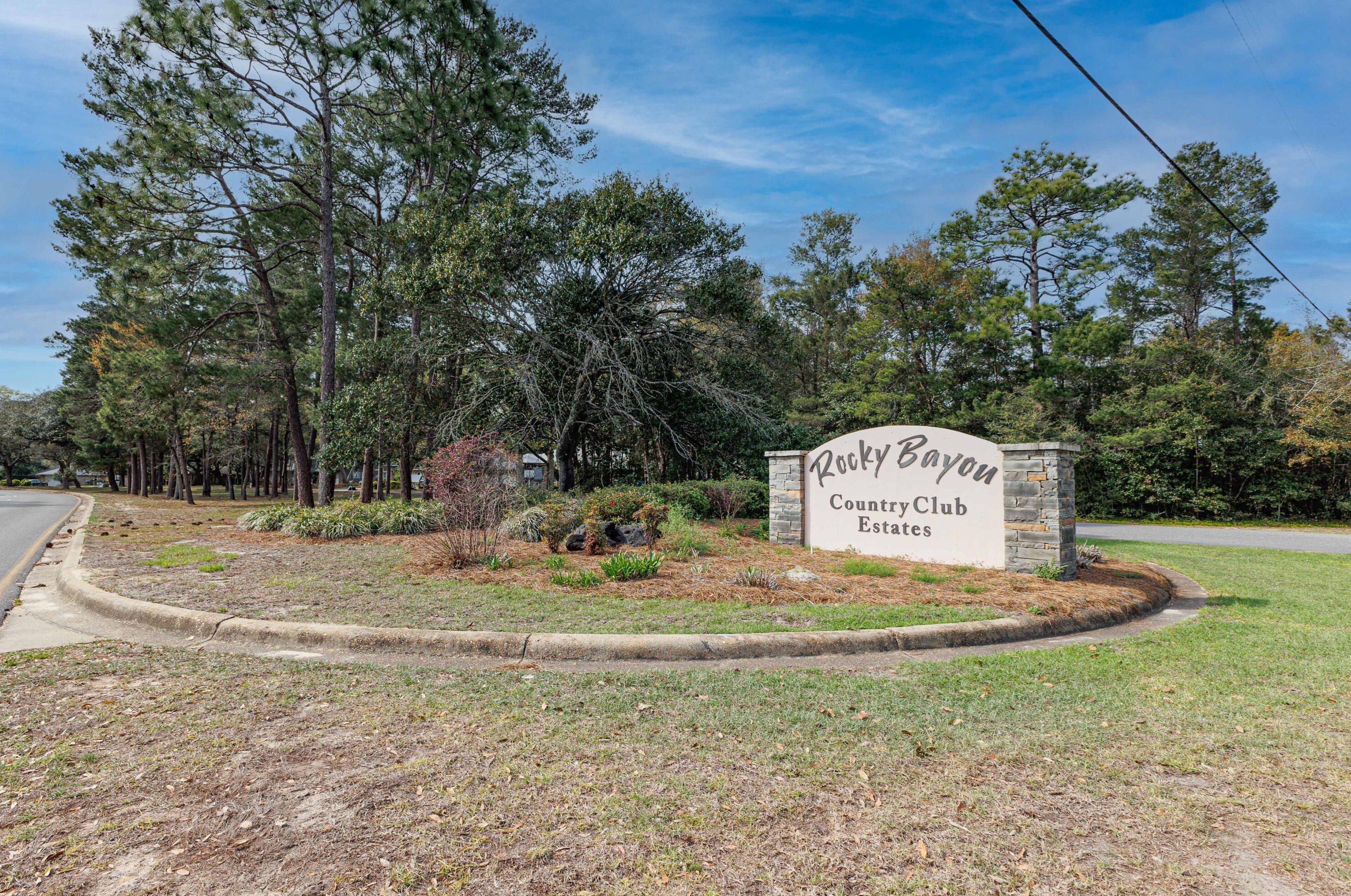 480 Ruckel Dr, Niceville FL  32578-1783 exterior