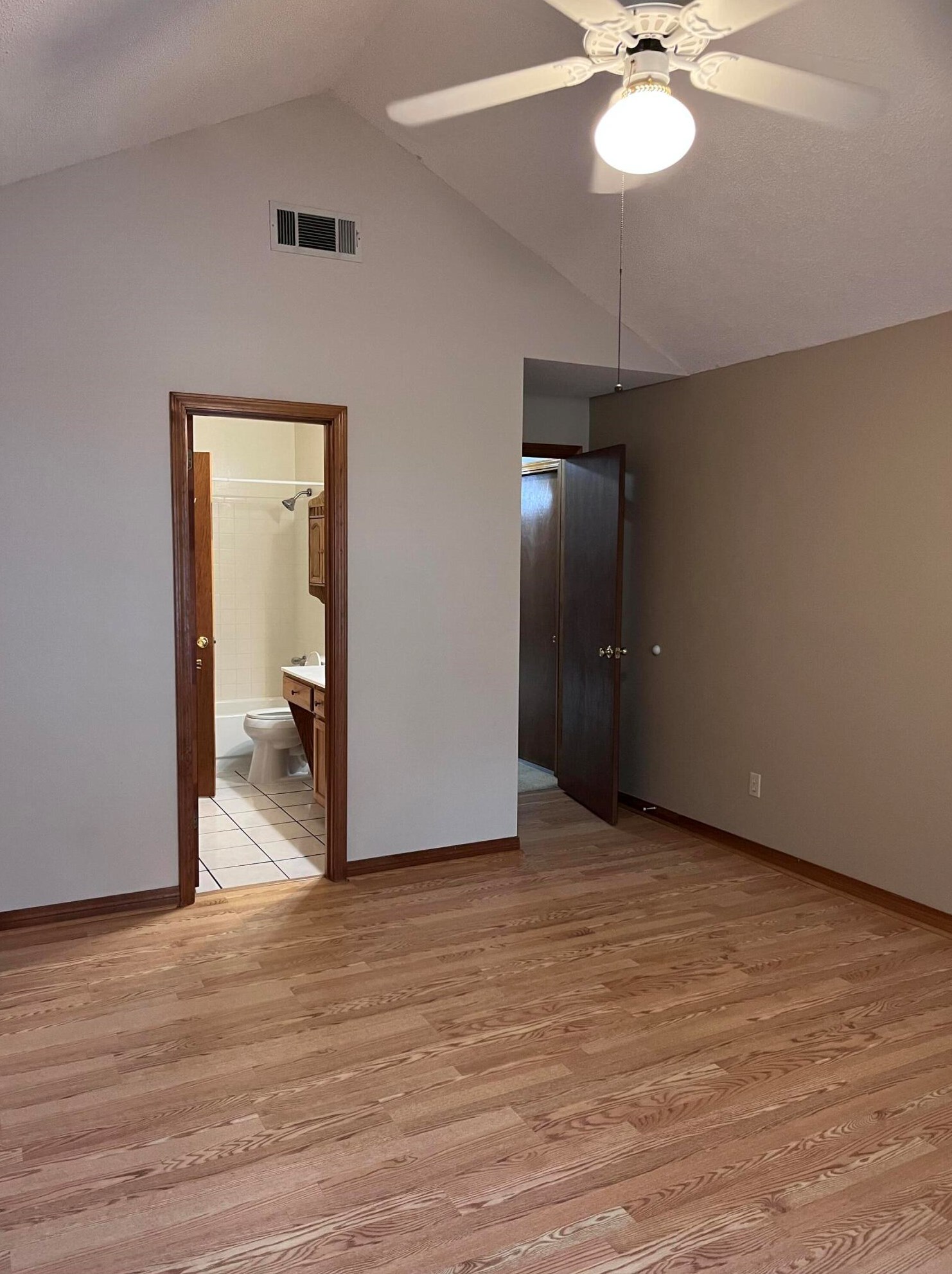 1866 Heartland Dr, Fort Walton Beach, FL 32547