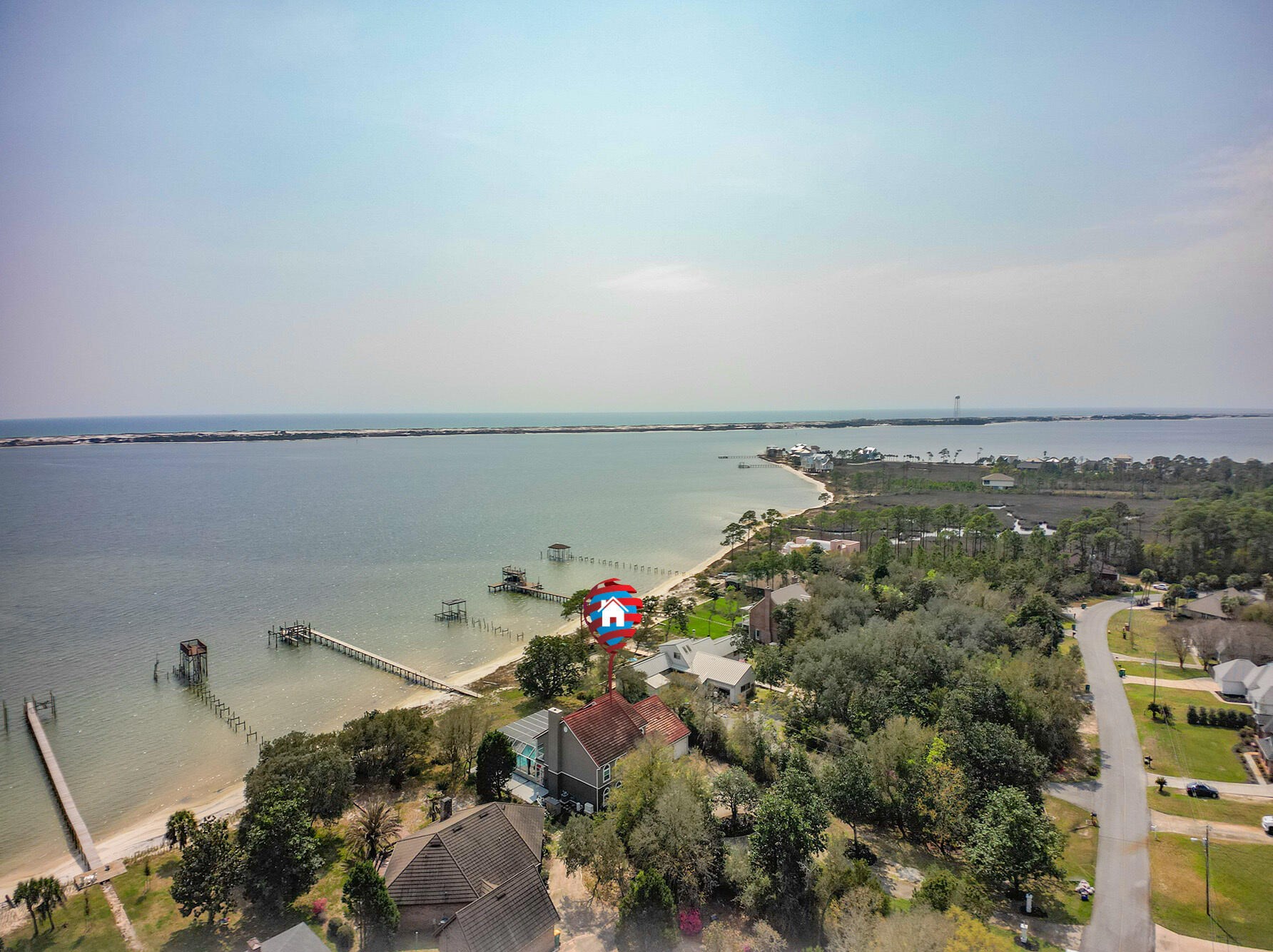 171 Wynnehaven Beach Rd, Mary Esther, FL 32569