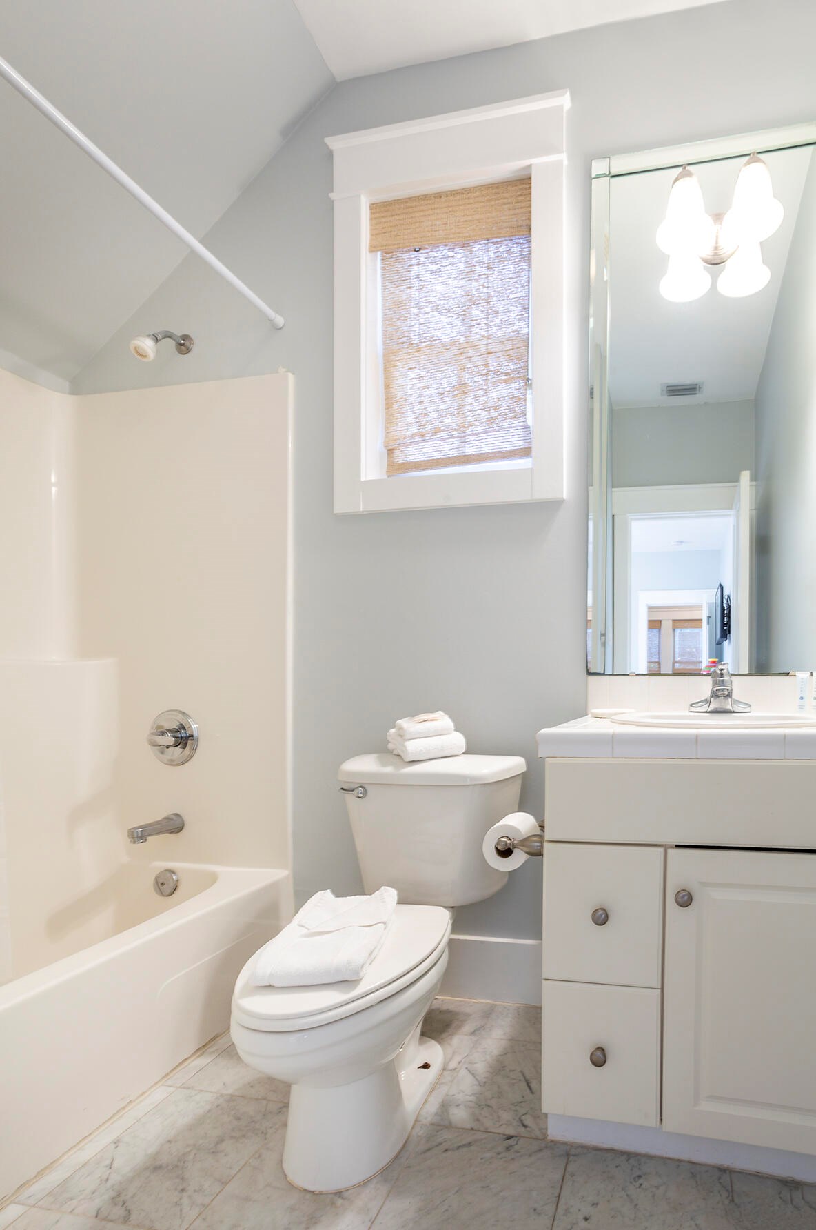 13 Lk District Ln, Santa Rosa Beach FL  32459-2832 exterior