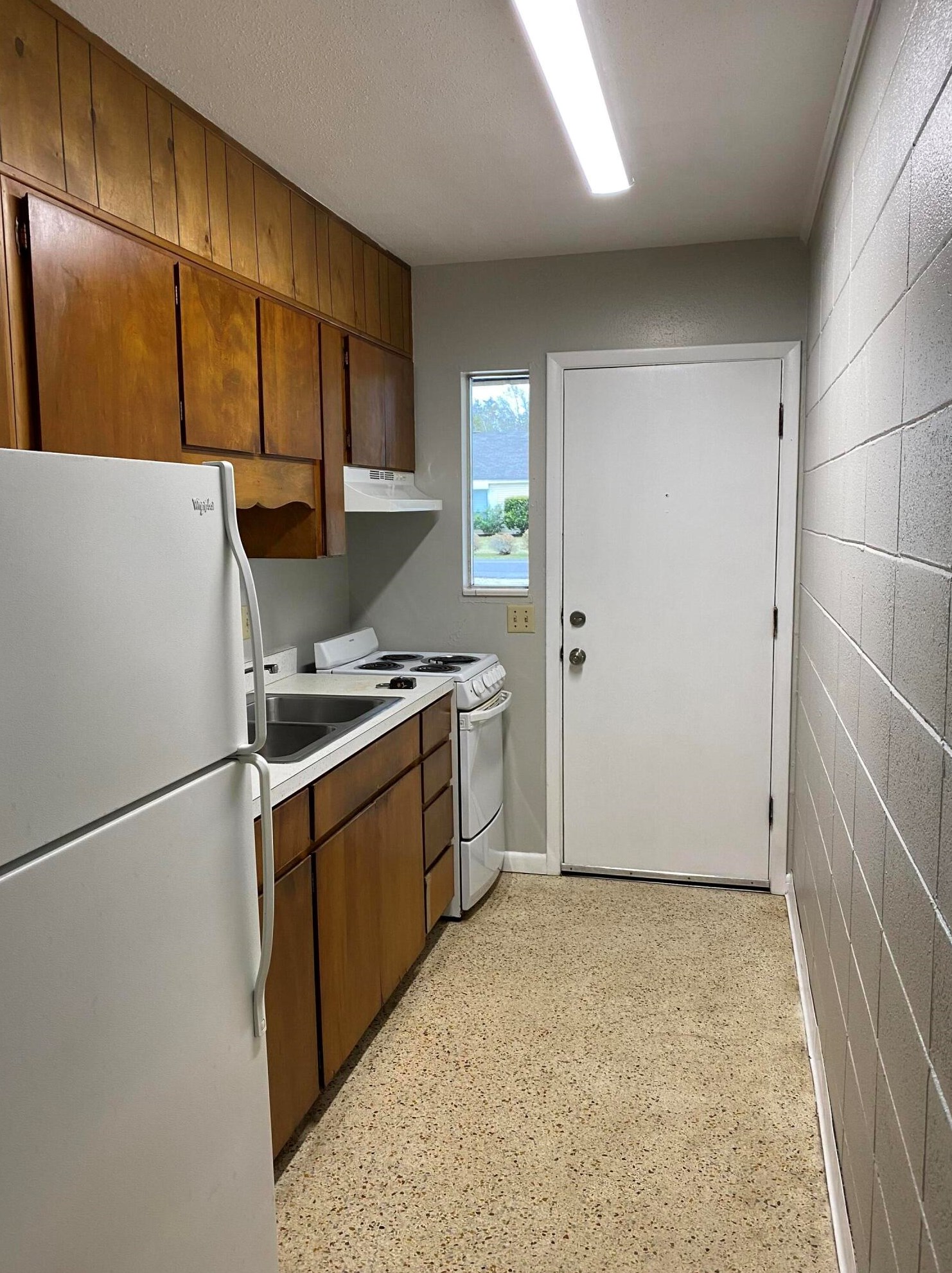 80 4th Ave #unit 3, Shalimar, FL 32579