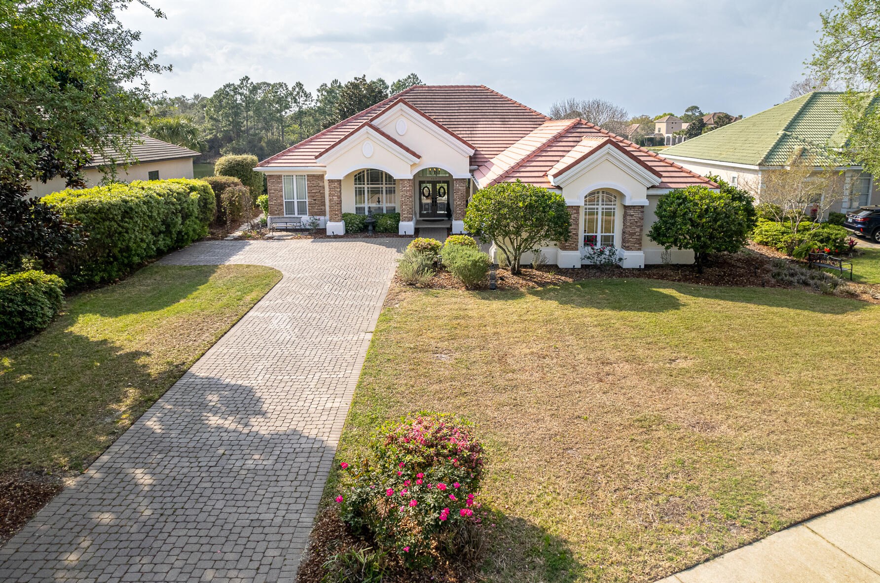 489 Captains Cir, Destin, FL 32541-5307
