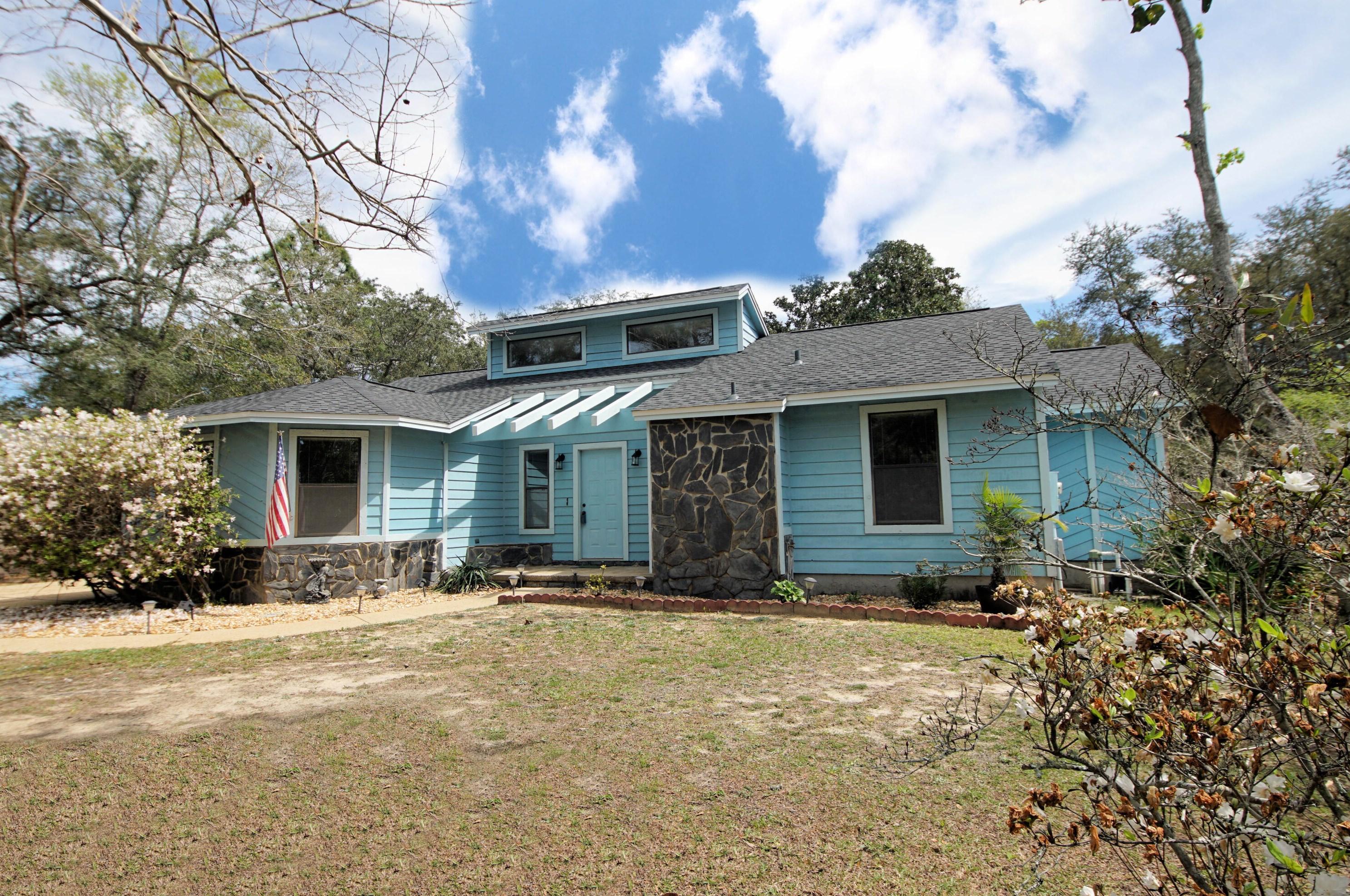 602 Greenwood Cv, Niceville, FL 32578-4205