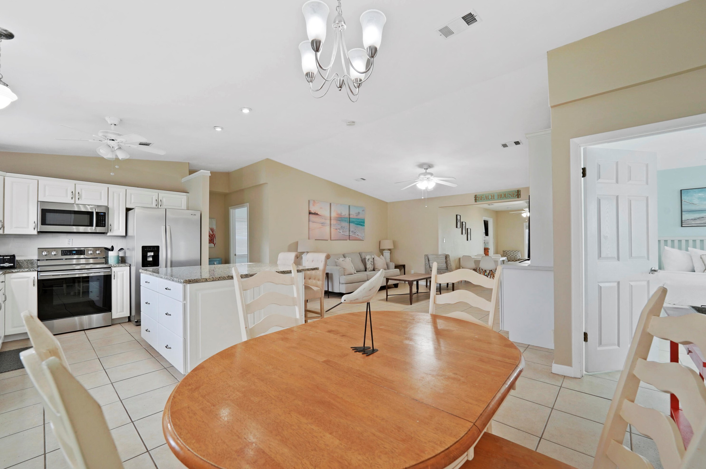 21718 Palm Ave, Panama City, FL 32413-7911