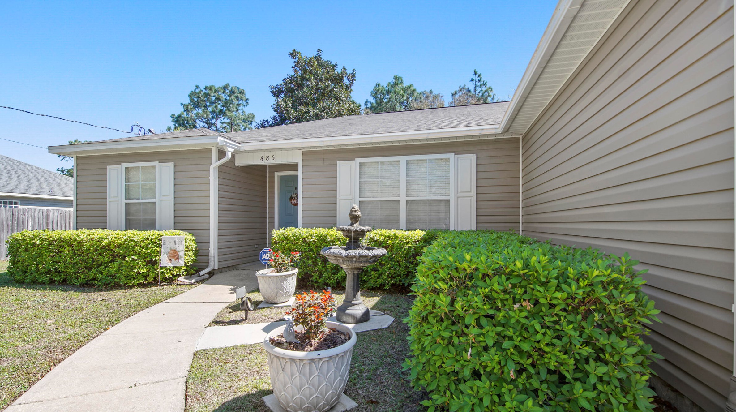 485 E Renoir Road E, Defuniak Springs, FL 32433