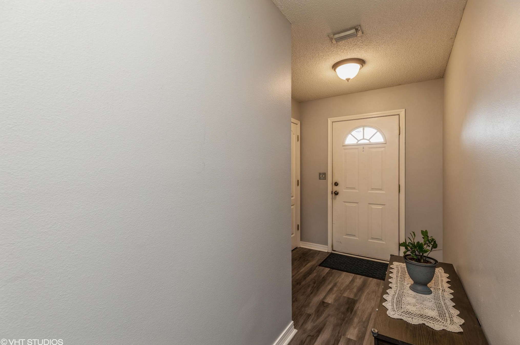 35 Kathleen Dr, Mary Esther FL  32569-2136 exterior