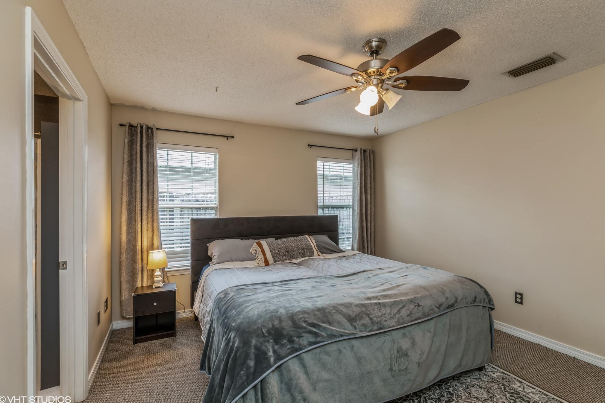 35 Kathleen Dr, Mary Esther FL  32569-2136 exterior