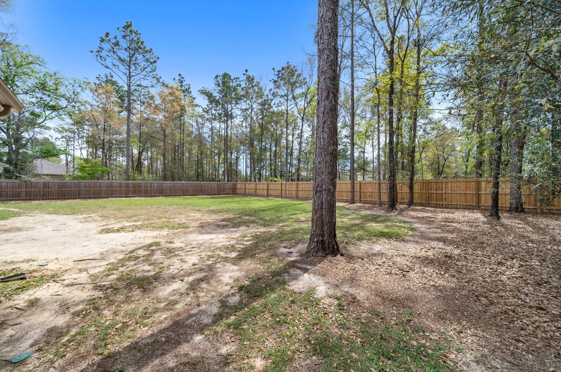 6072 Carina Rd, Crestview FL  32539-9766 exterior