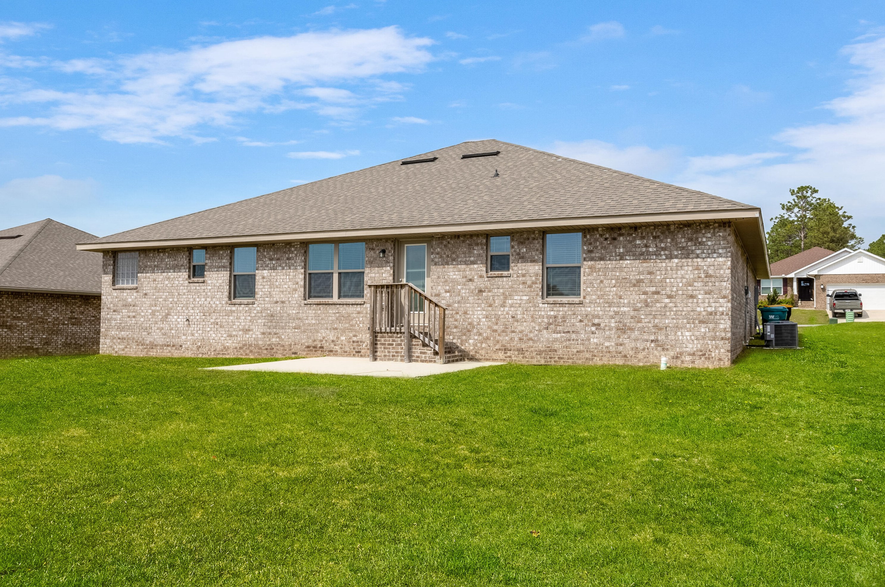 5782 Marigold Loop, Crestview FL  32539-8405 exterior