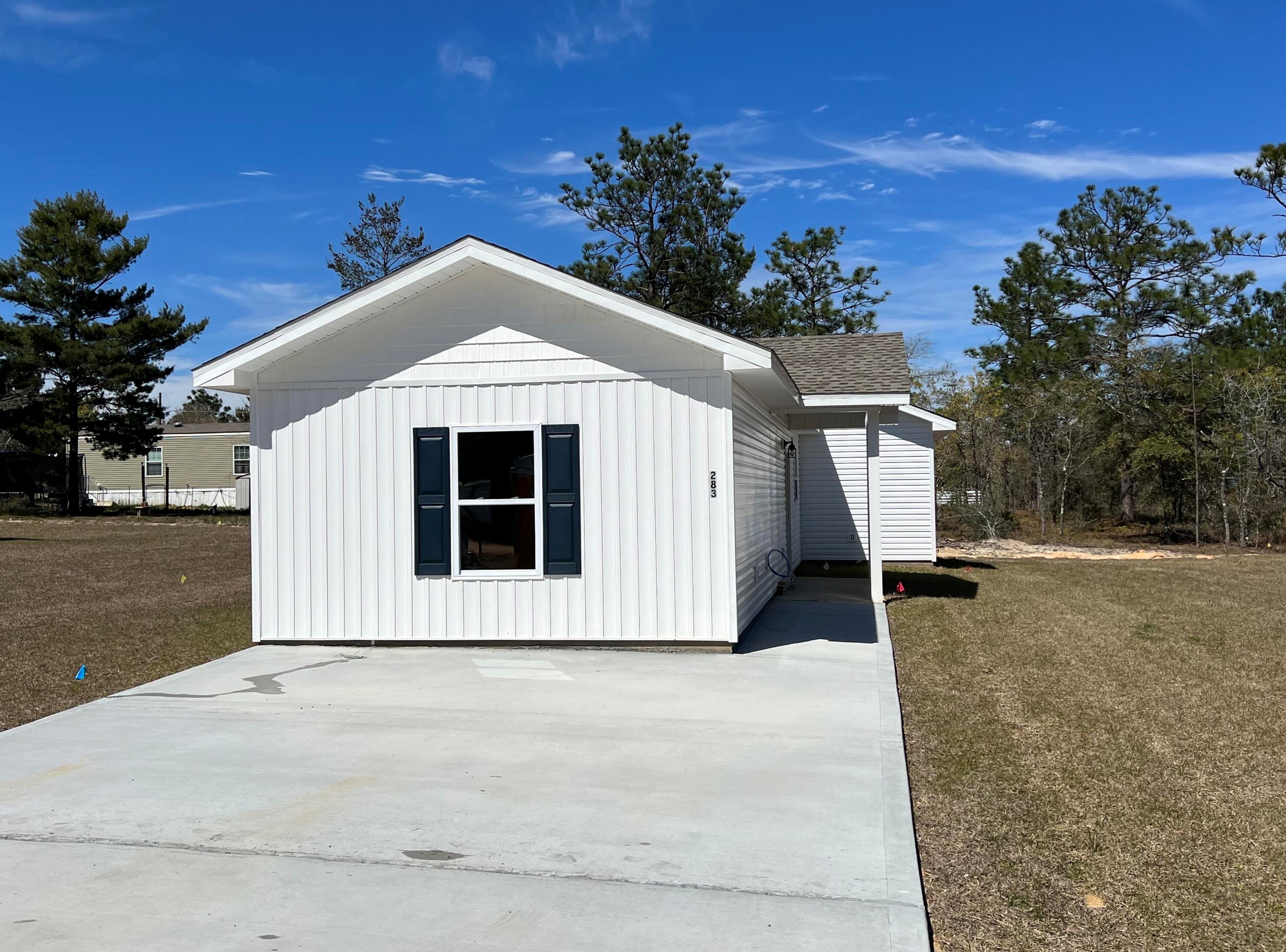 283 Laurel Ln, Defuniak Springs, FL 32433