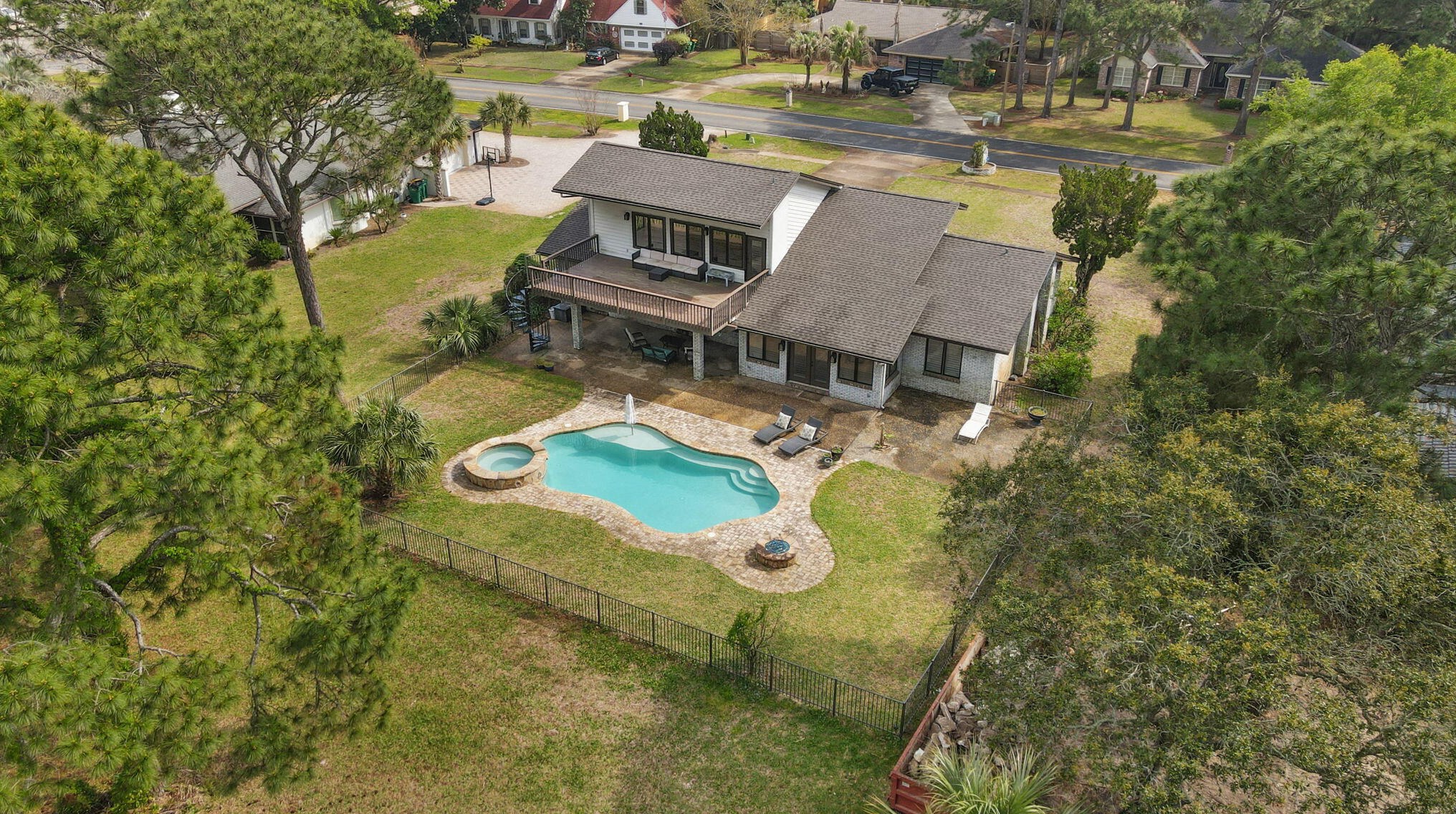 11 Country Club Dr, Destin FL  32541-4403 exterior