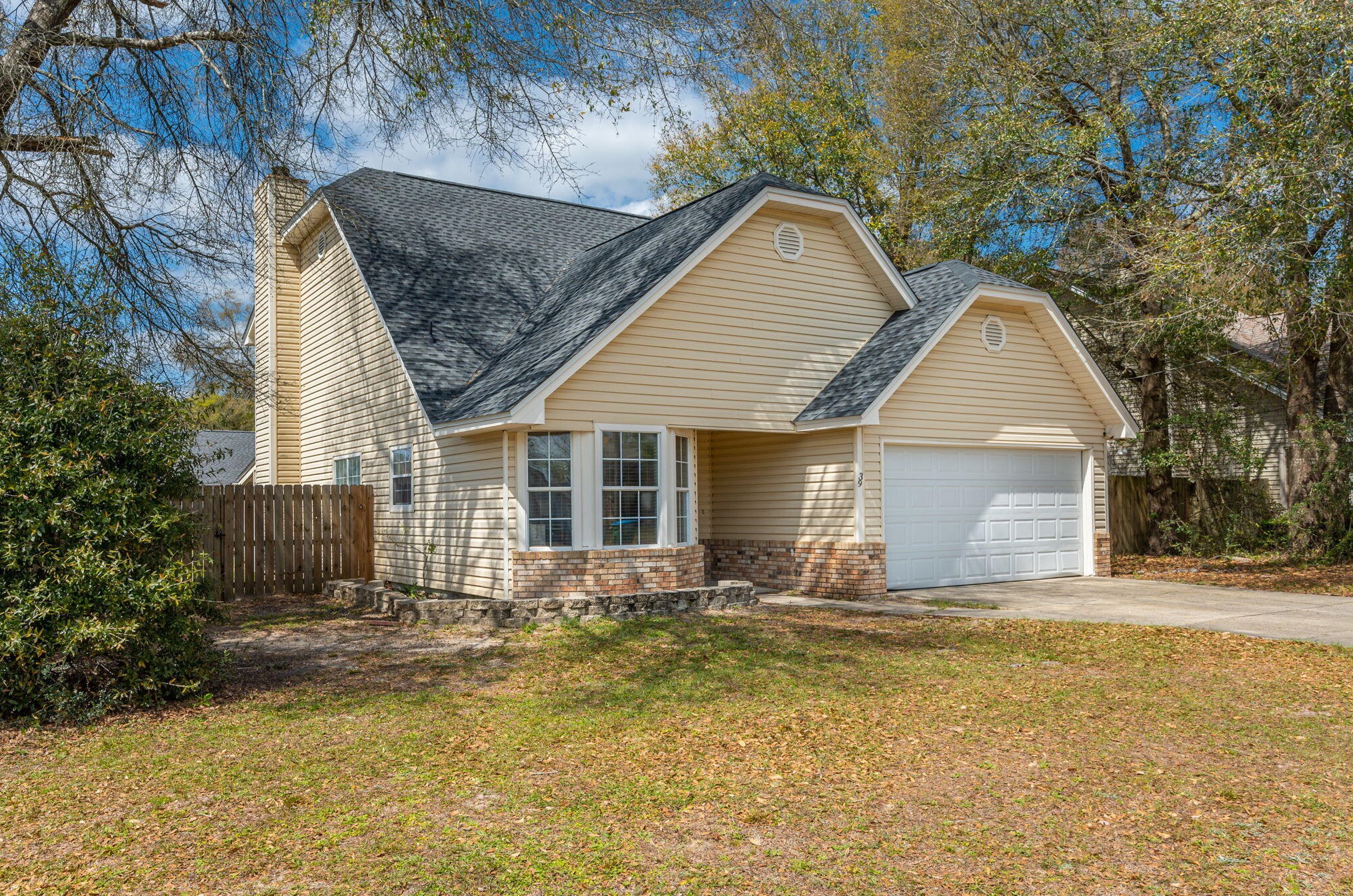 39 Regent Rd, Crestview, FL 32539-7330