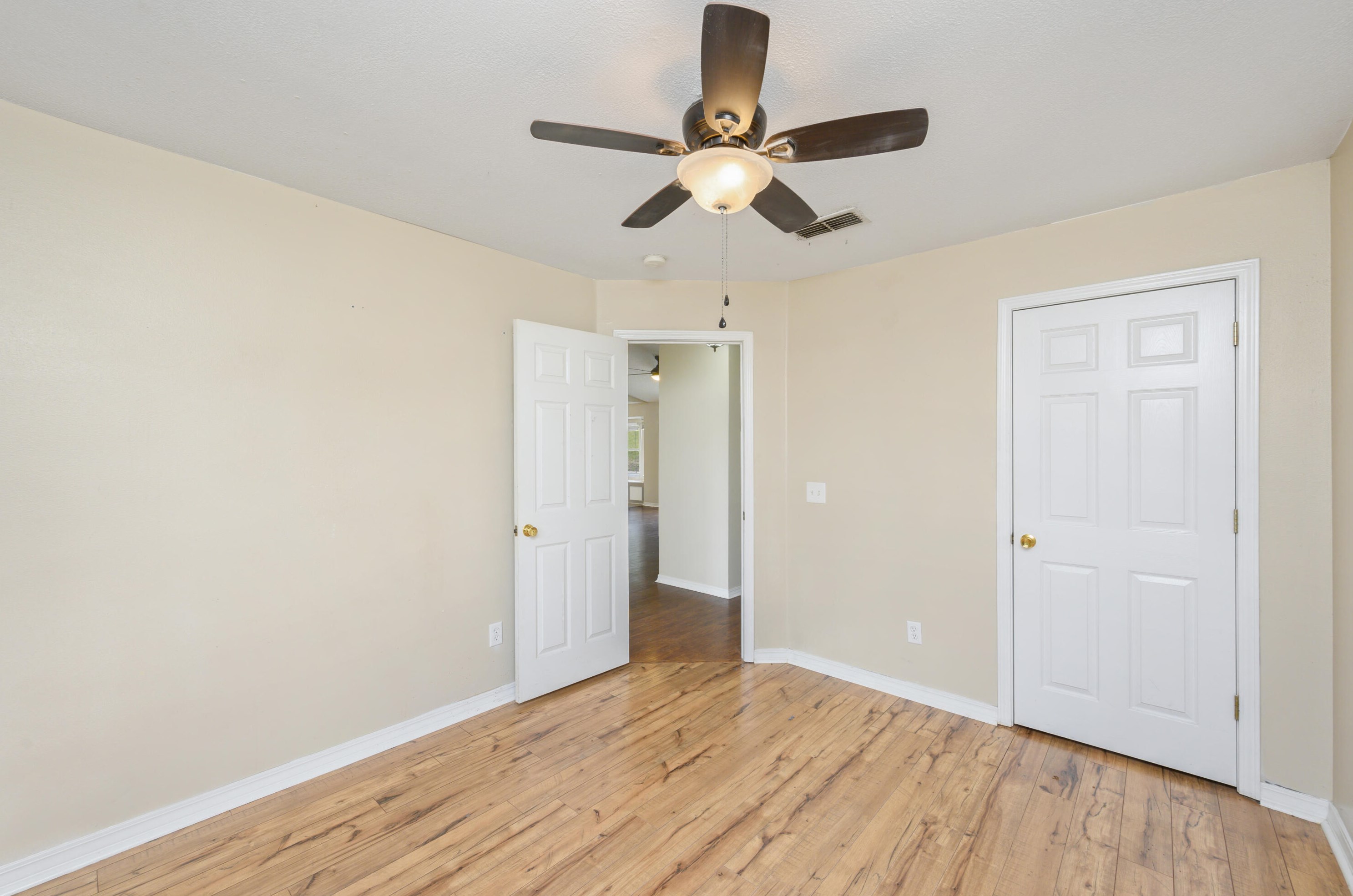 327 Egan Dr, Crestview FL  32536-5426 exterior