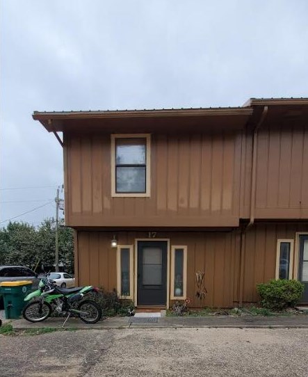 1681 W Hwy 98 W #apt 17, Mary Esther, FL 32569