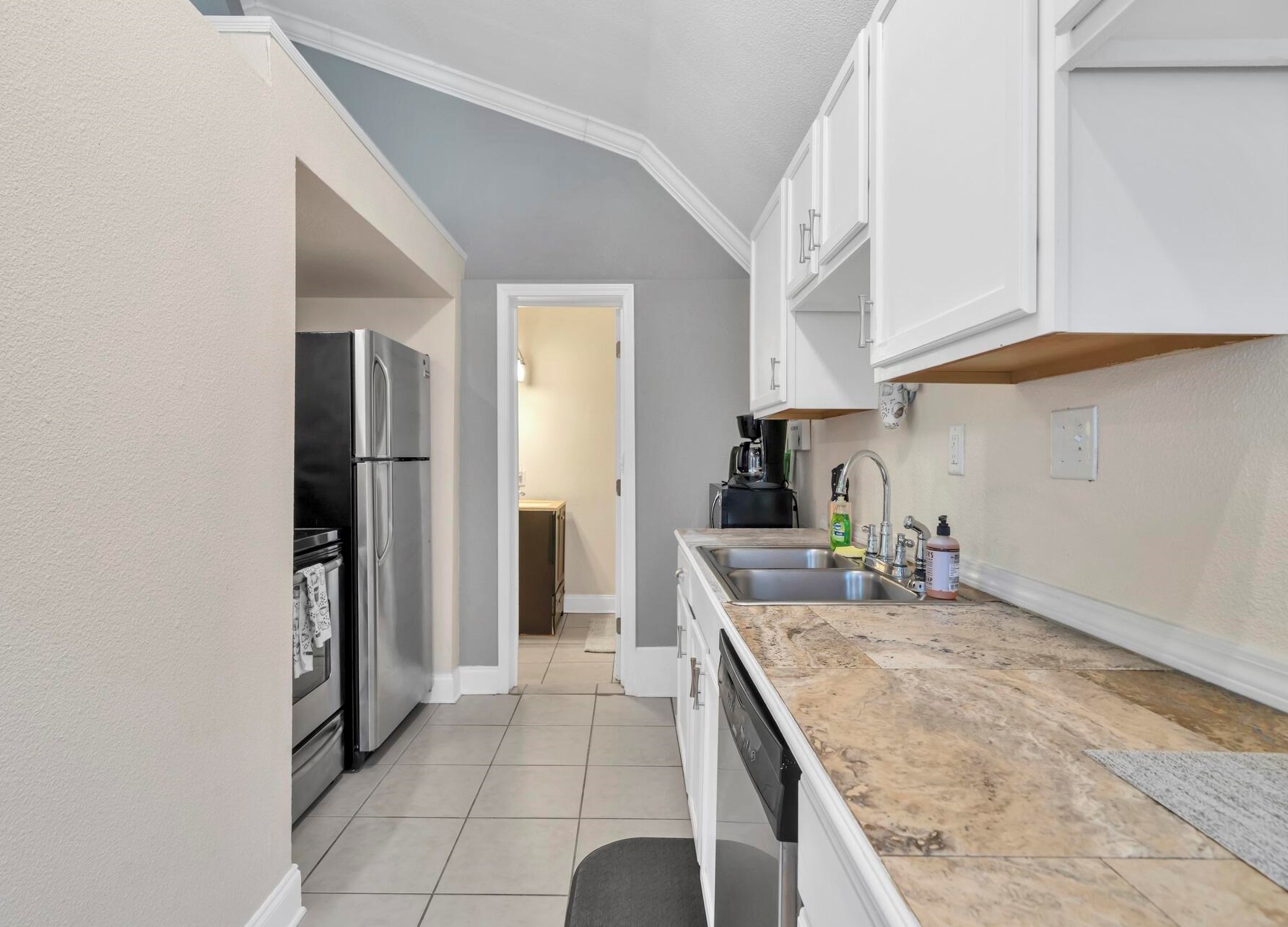 3049 Highway 98, Mary Esther FL  32569-1367 exterior