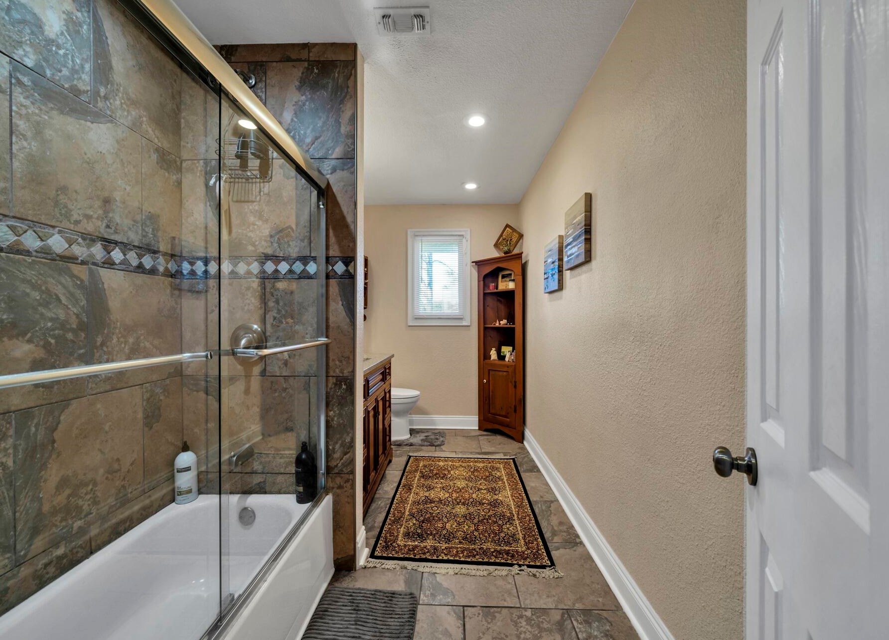 3049 Highway 98, Mary Esther FL  32569-1367 exterior