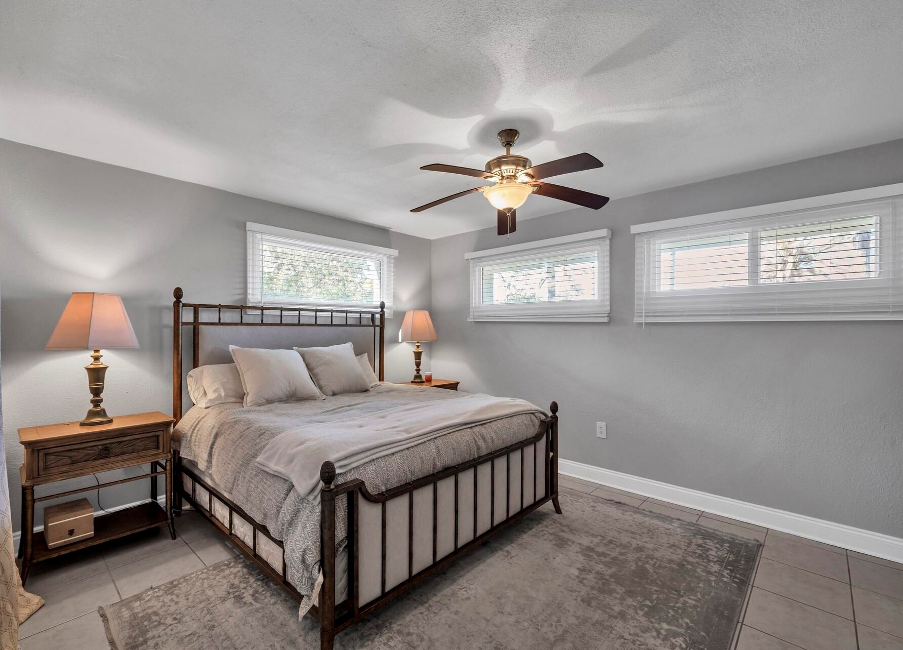 3049 Highway 98, Mary Esther FL  32569-1367 exterior