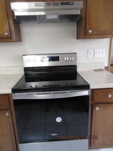 470 Sandy Ridge Cir, Mary Esther FL  32569-2112 exterior