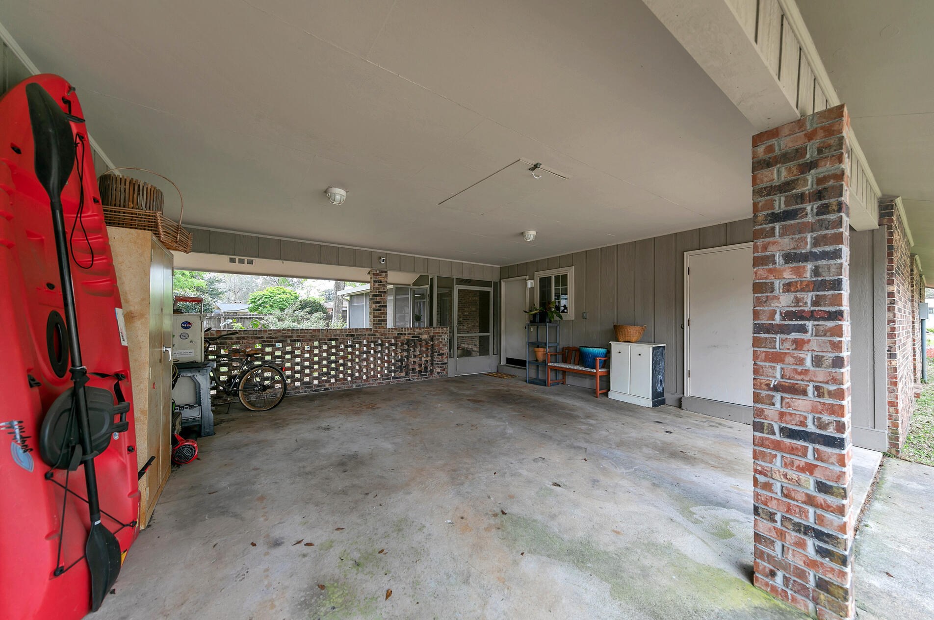 20 Cambridge Ave, Fort Walton Beach FL  32547-1726 exterior