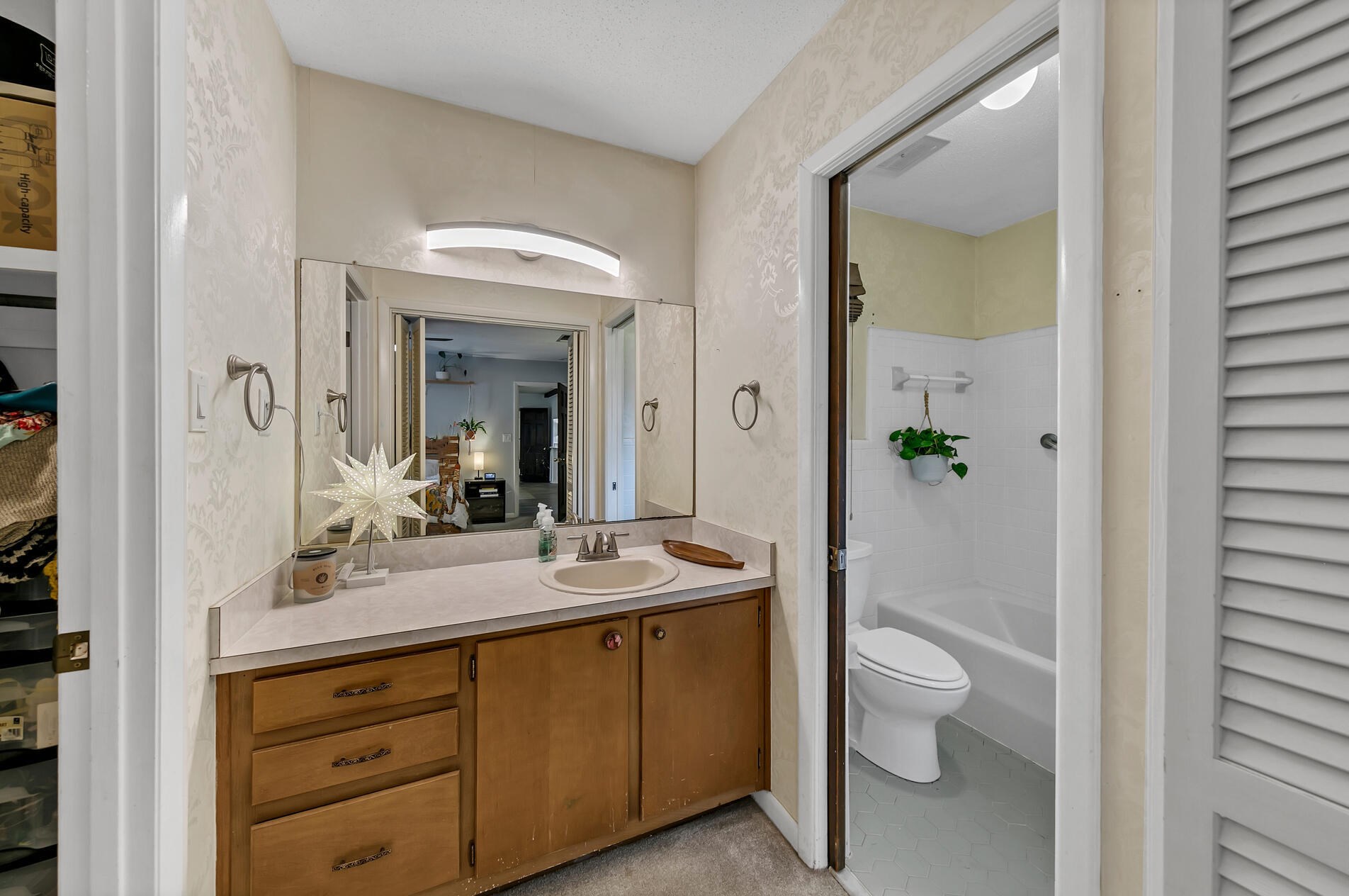 20 Cambridge Ave, Fort Walton Beach FL  32547-1726 exterior