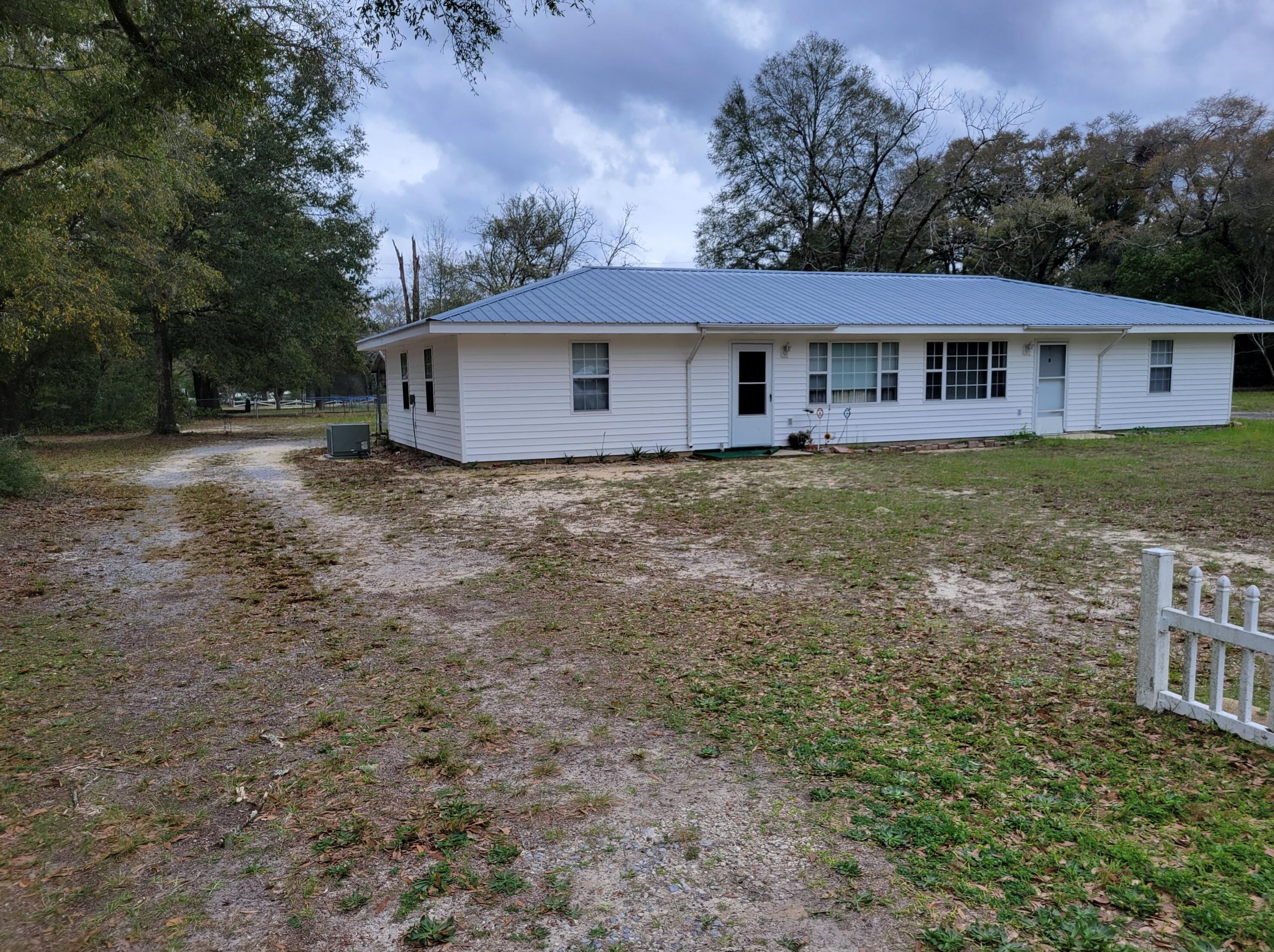 403 S 20th Street S, Defuniak Springs, FL 32435