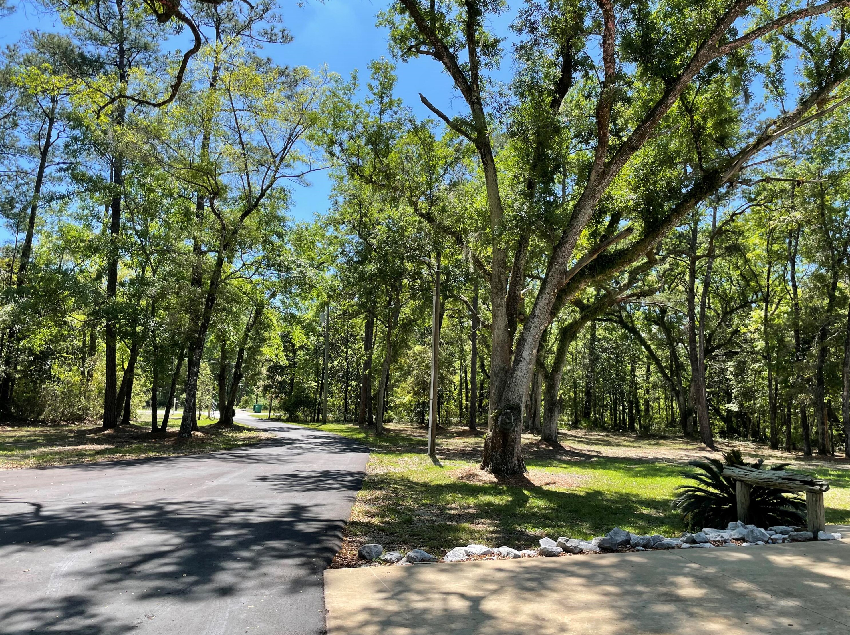 2520 E County Hwy 83a E, Freeport, FL 32439