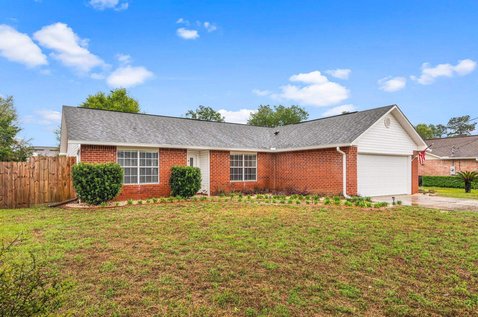 1279 Jefferyscot Dr, Crestview, FL 32536