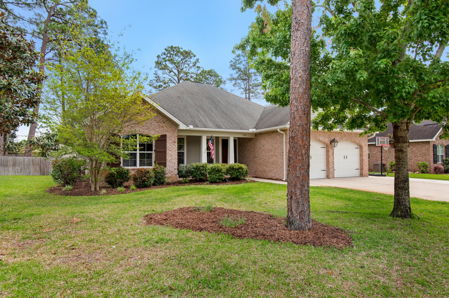754 Woods Dr, Niceville, FL 32578