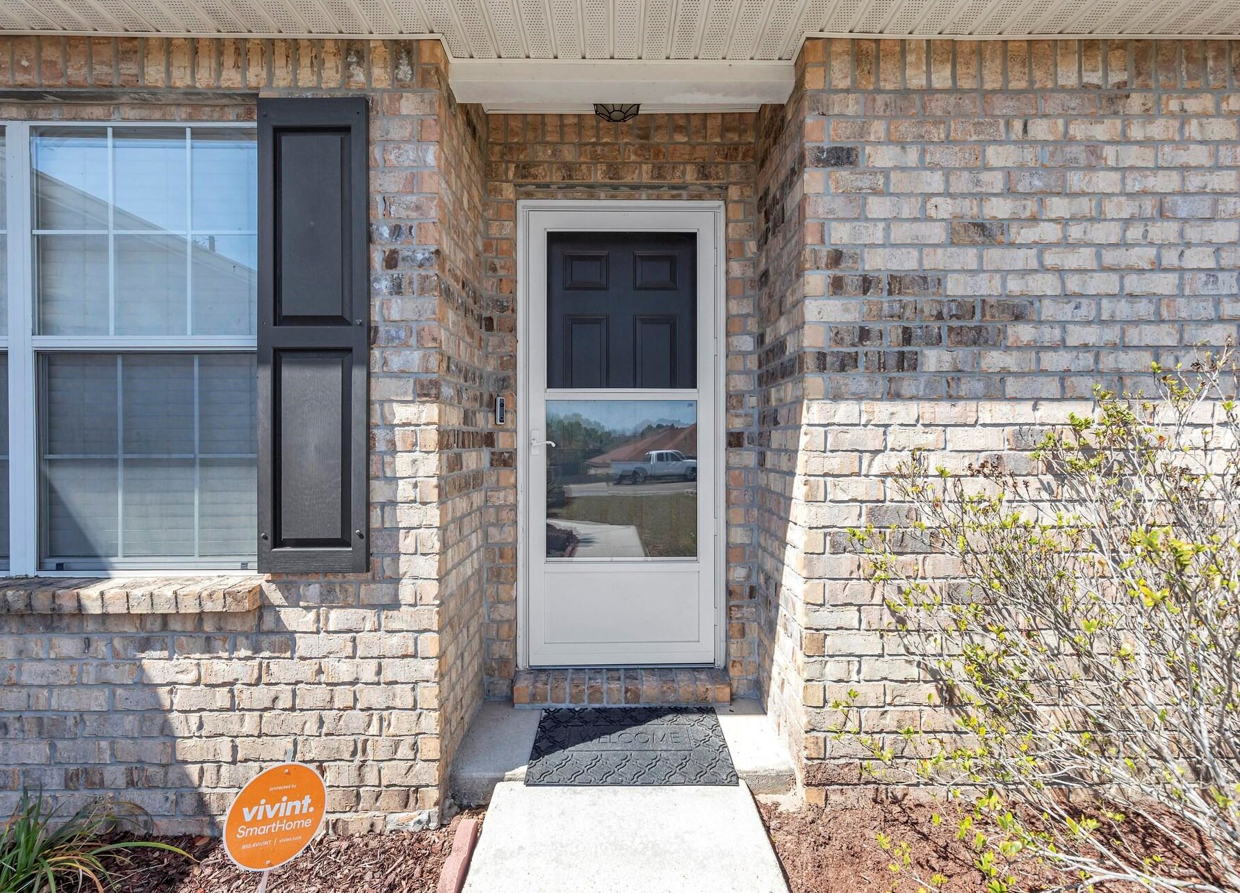 221 Trish Dr, Crestview, FL 32536-6456