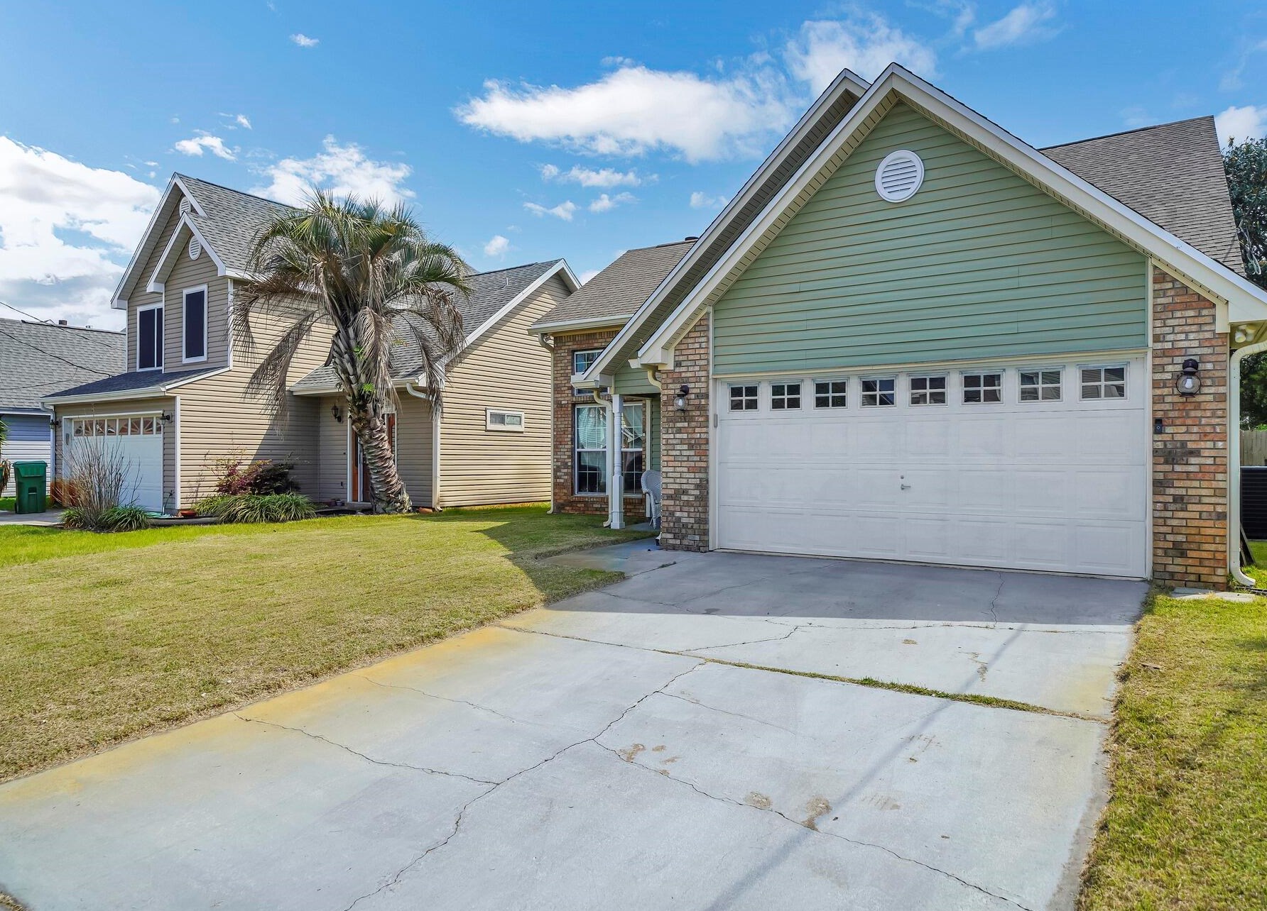 422 Sandy Ridge Cir, Mary Esther, FL 32569