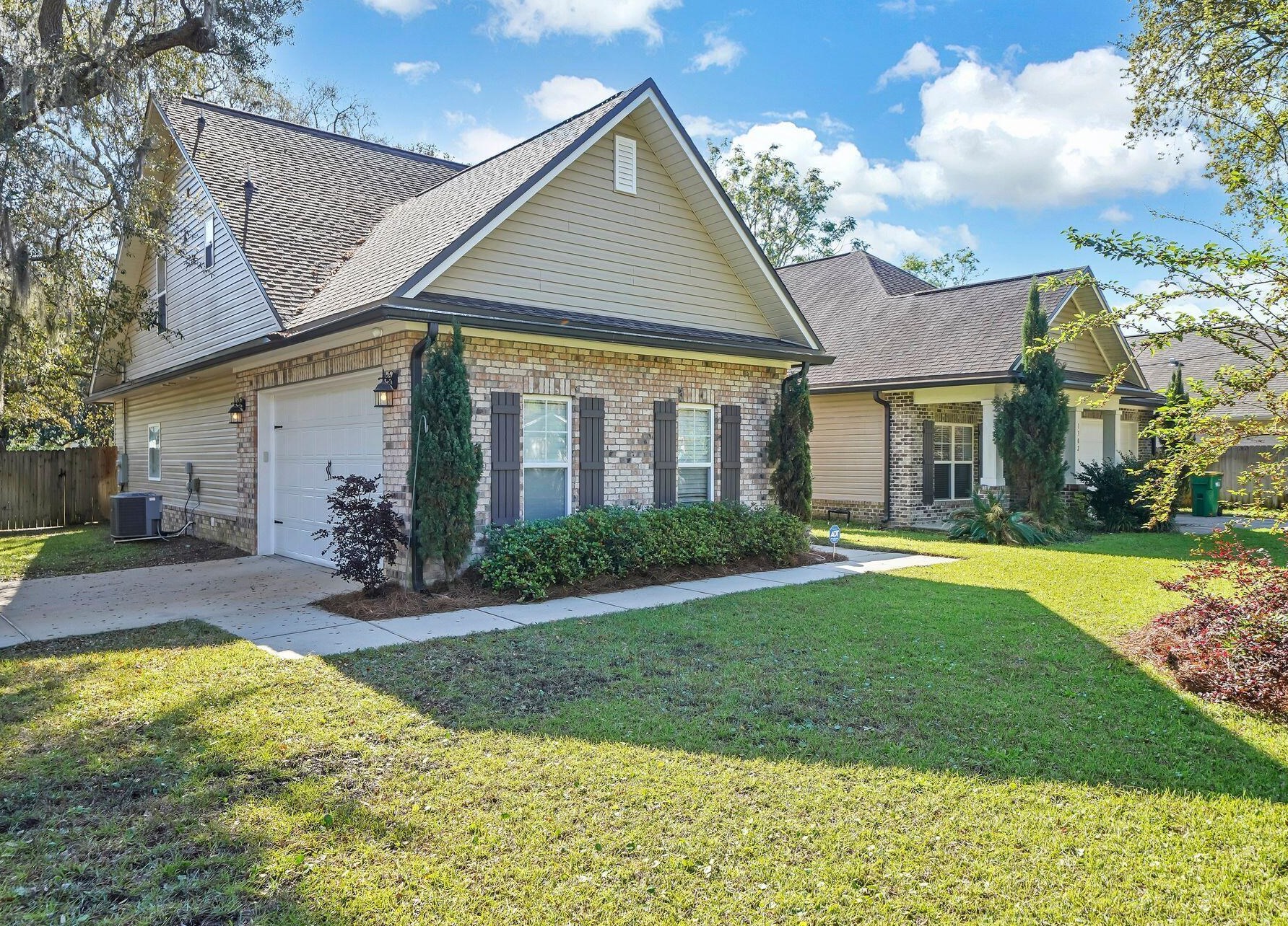 1300 Cedar Ave, Niceville, FL 32578-3112