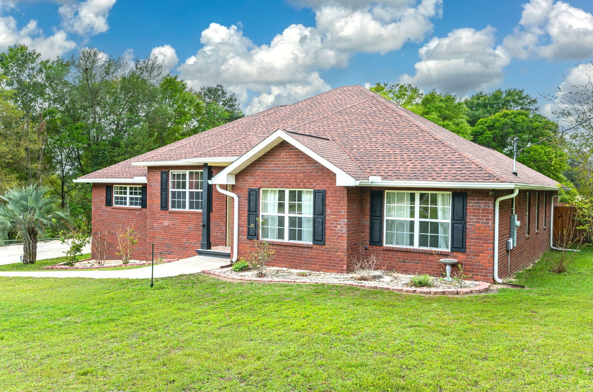 3550 Buckhorn Dr, Crestview, FL 32539-8679