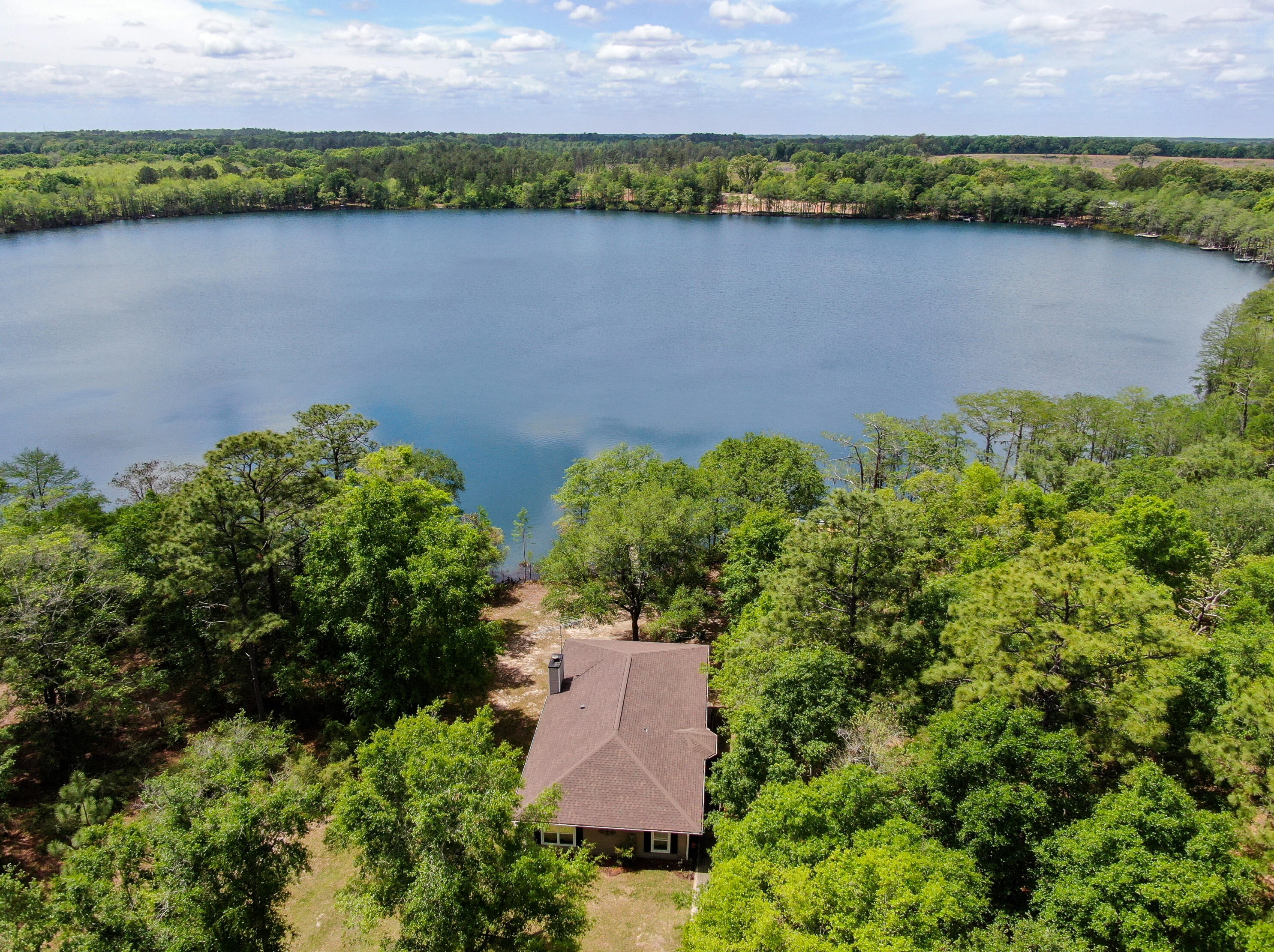 1525 Blue Pond Ln, Red Bay, FL 32455
