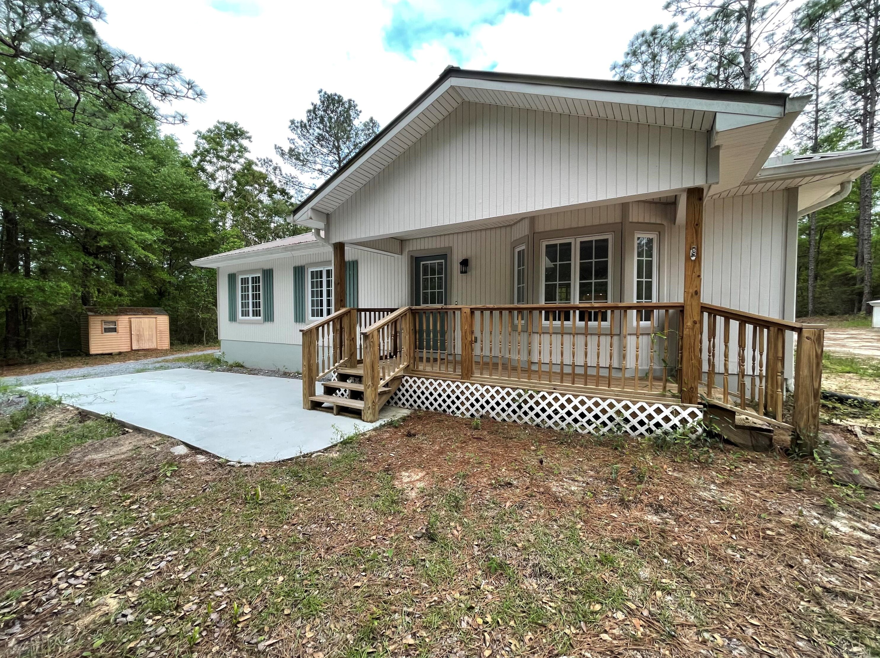 282 W Deer Run W, Defuniak Springs, FL 32435