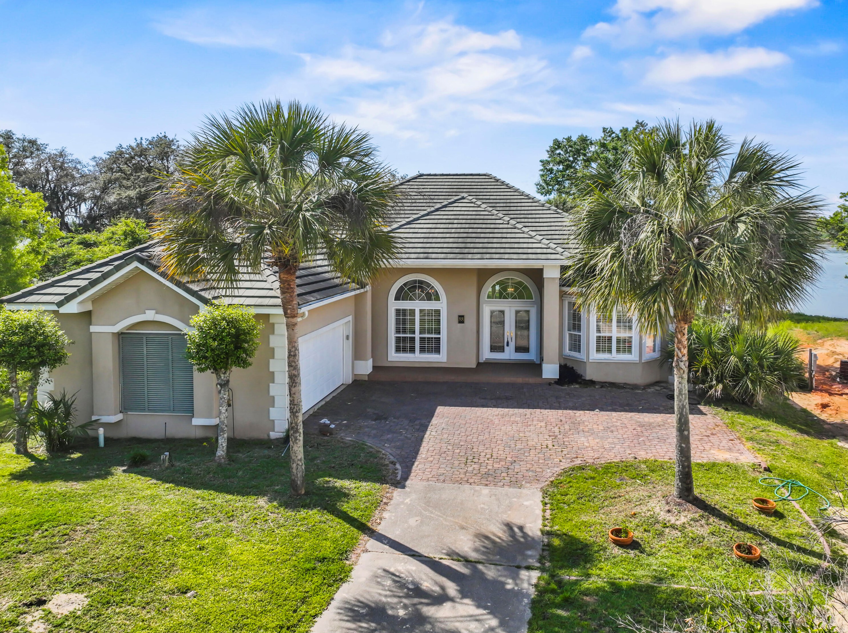 88 Lagrange Cove Cir, Freeport, FL 32439