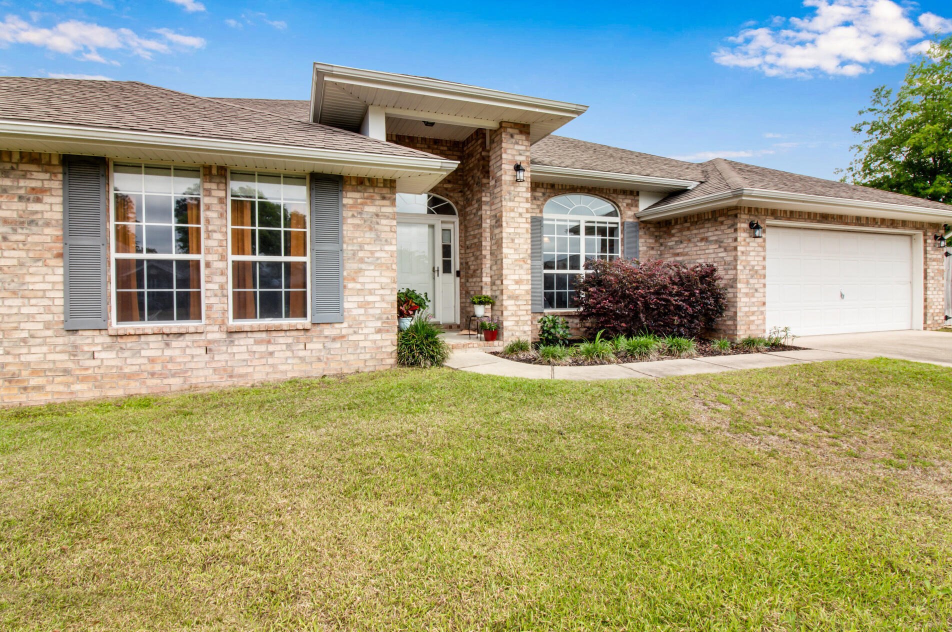 126 Strike Eagle Dr, Crestview FL  32536-2240 exterior