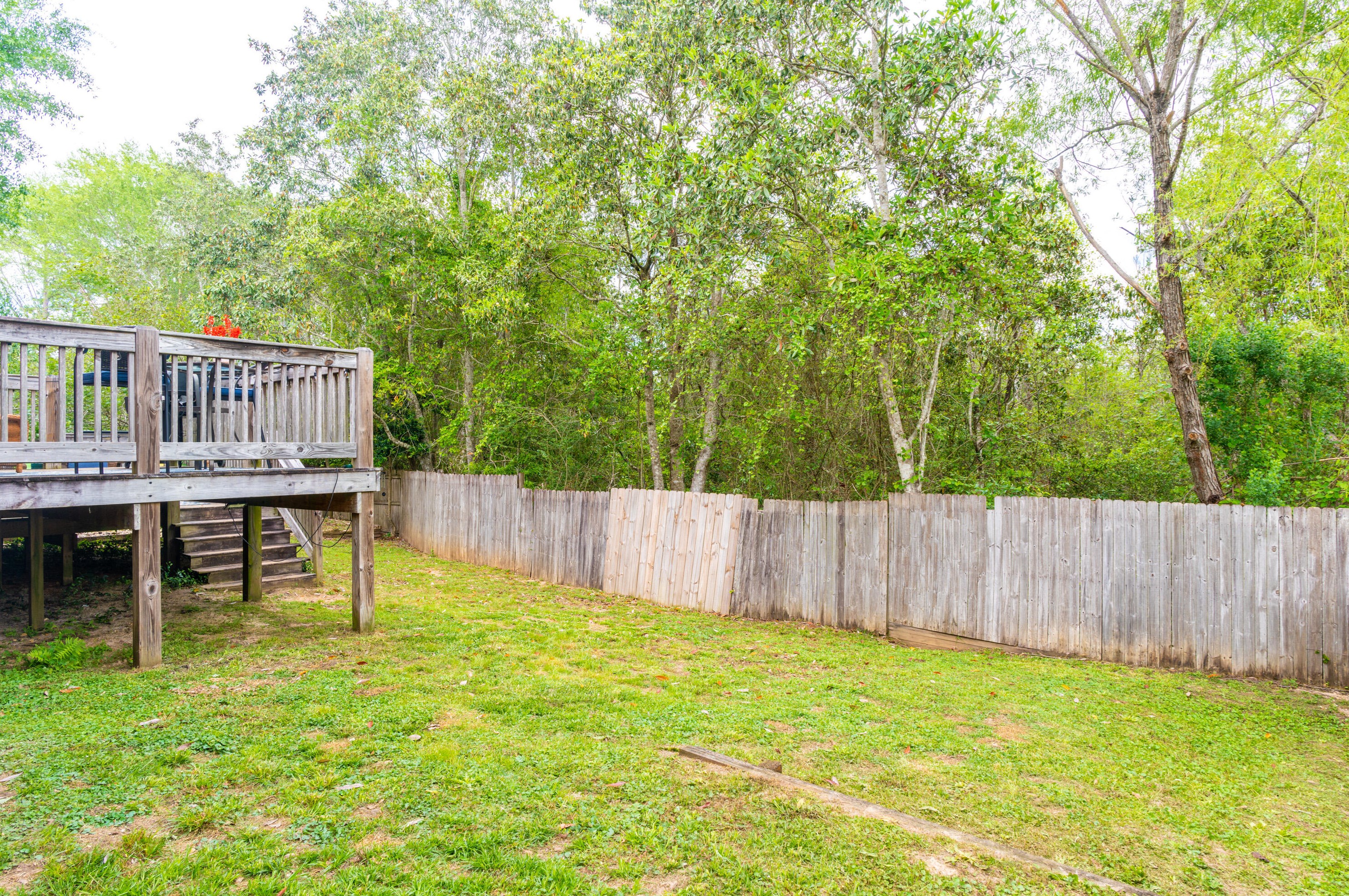 714 Riva Ridge Dr, Crestview FL  32539-6046 exterior