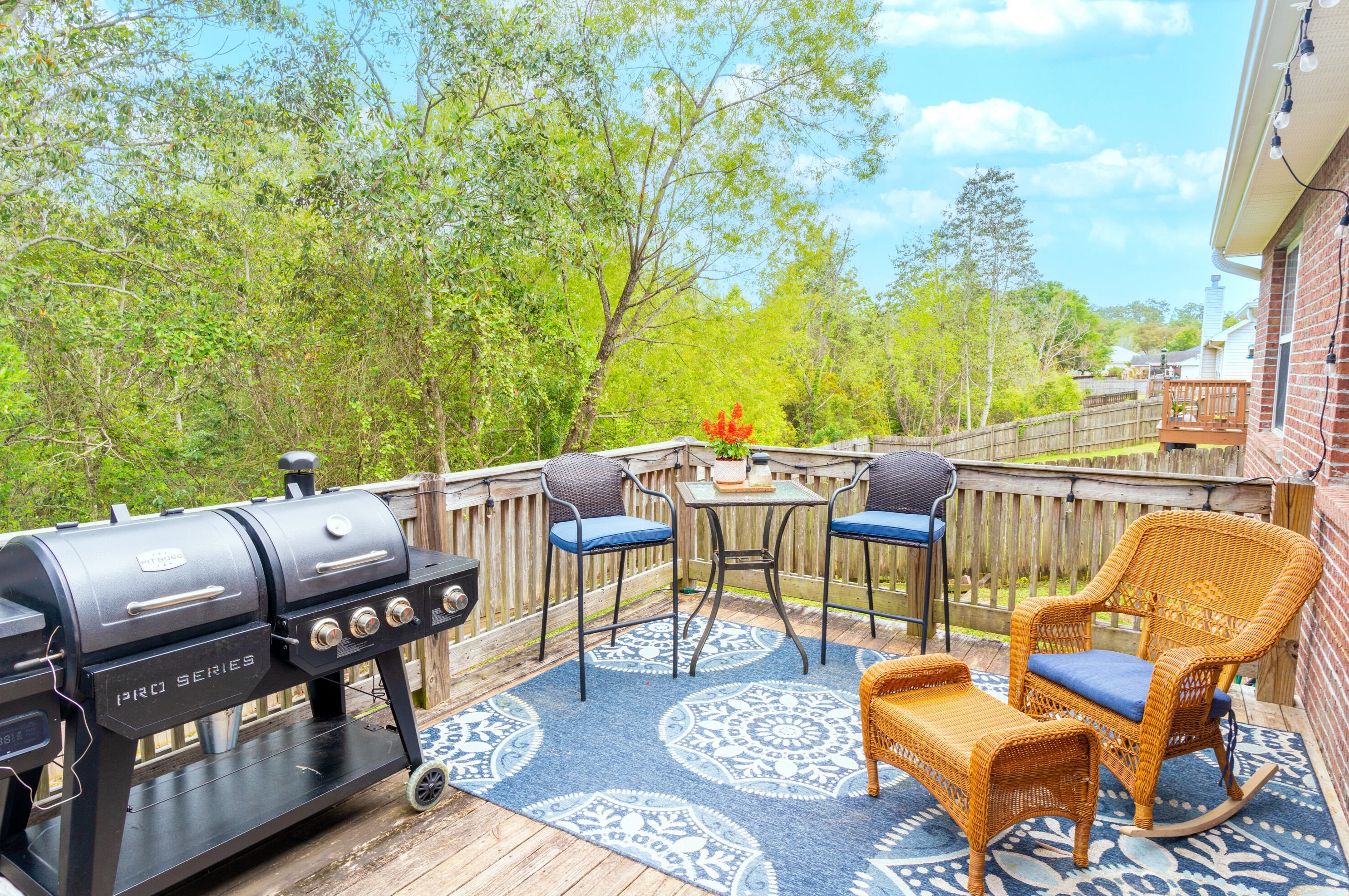 714 Riva Ridge Dr, Crestview FL  32539-6046 exterior