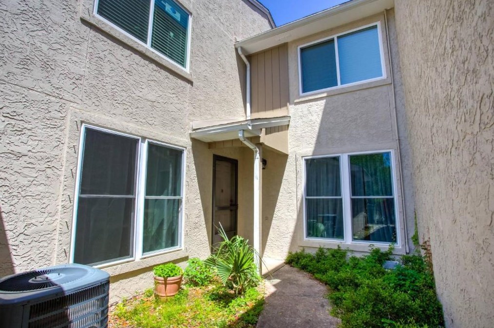 1039 4th Ave #1039, Shalimar, FL 32579