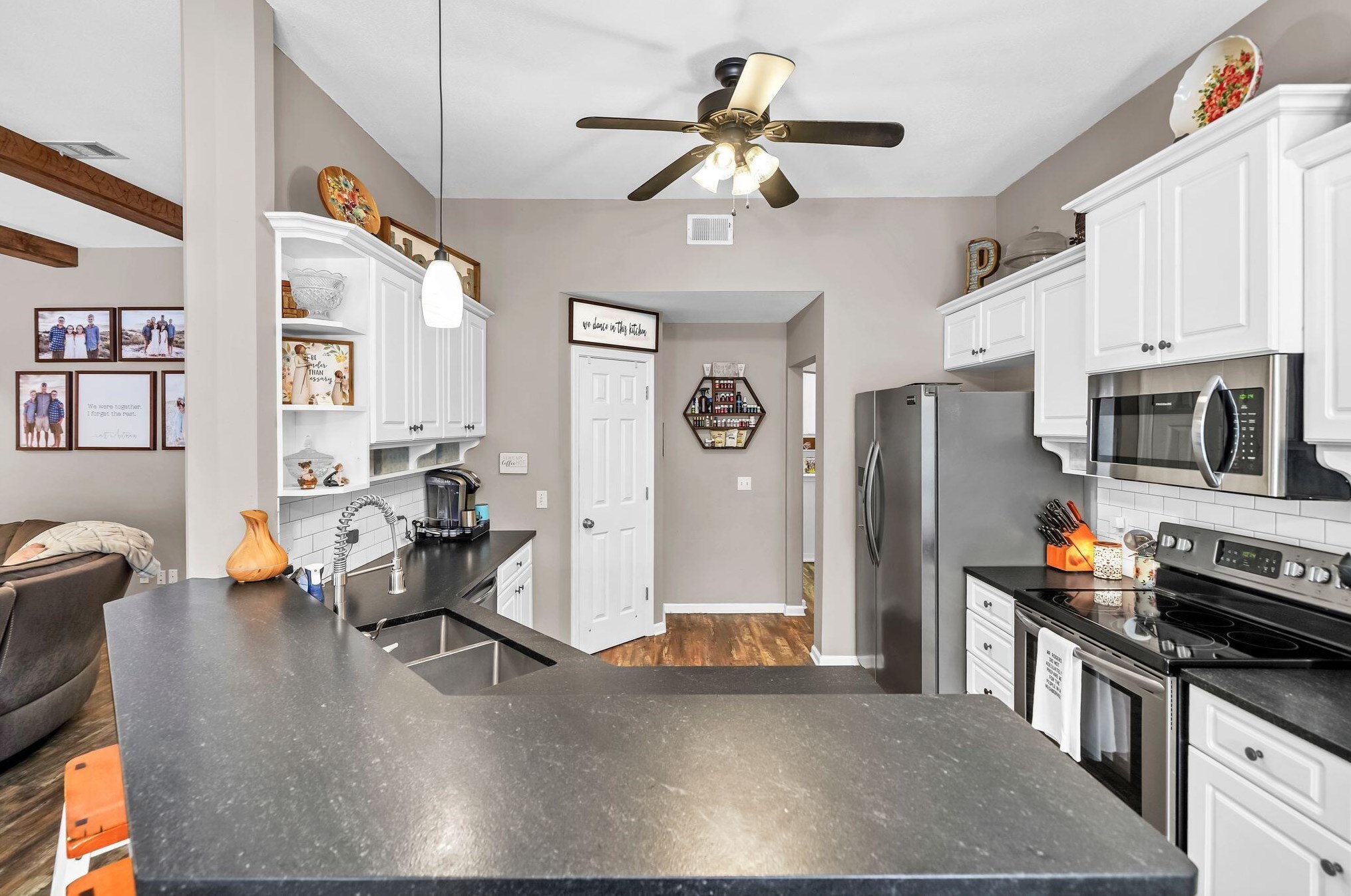 1617 Myrtlewood Ln, Niceville FL  32578-8800 exterior